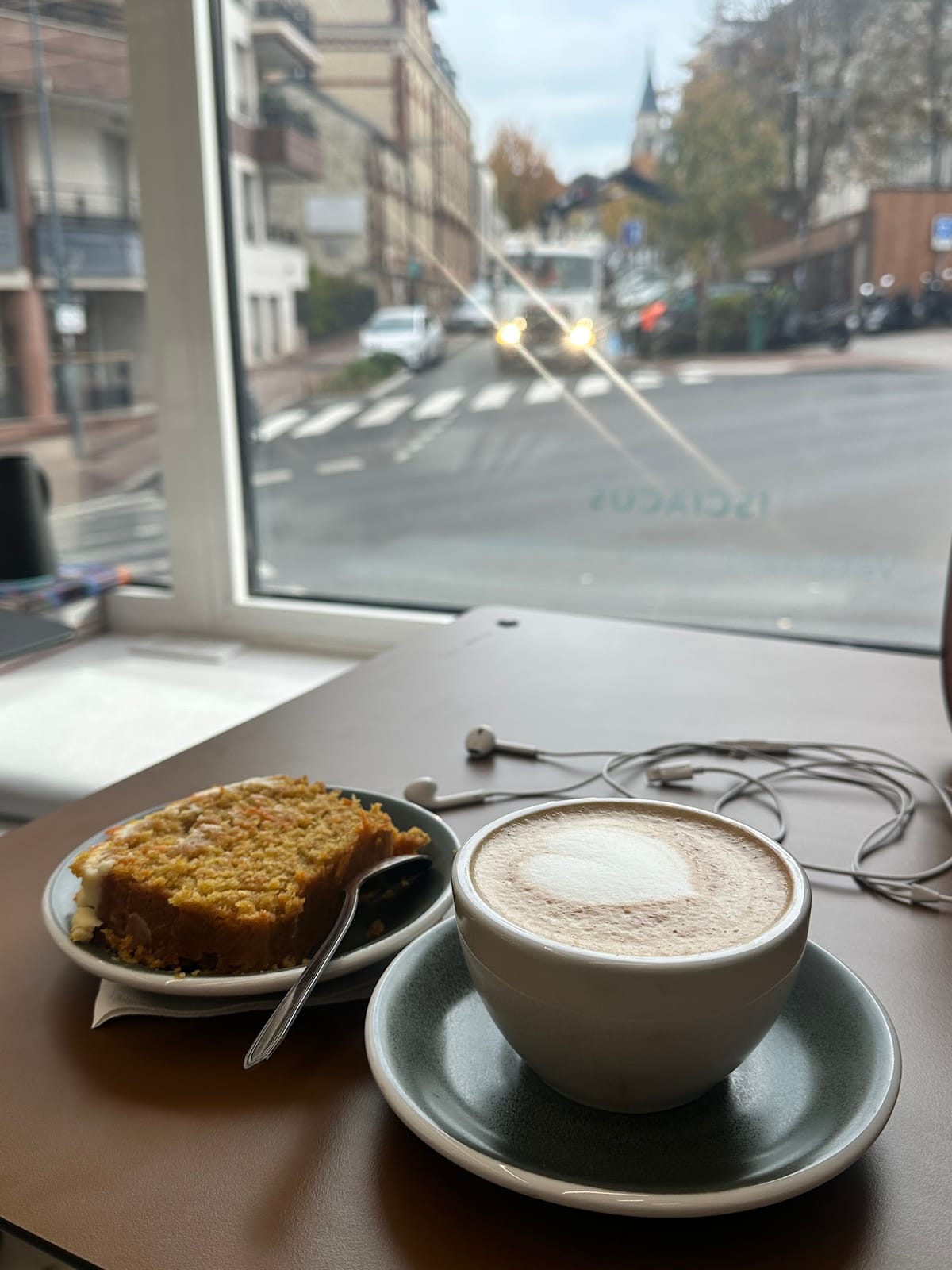 ISCIACUS COFFEE SHOP