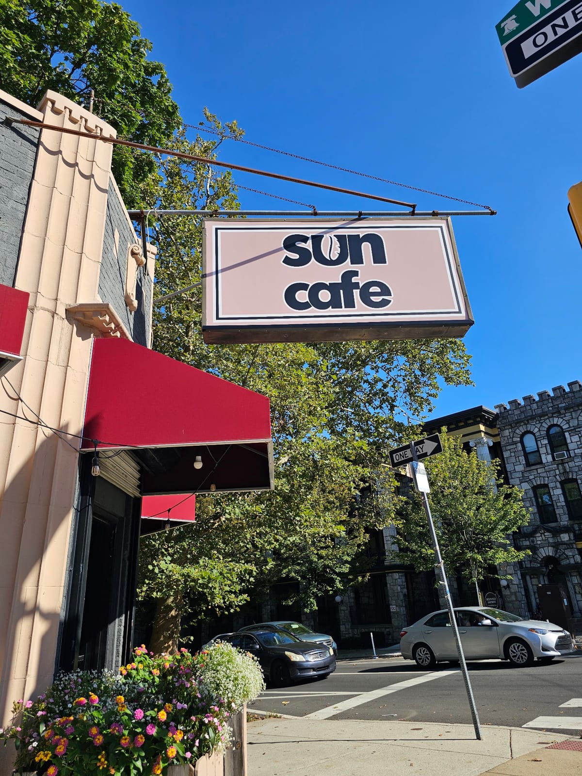 Sun Cafe