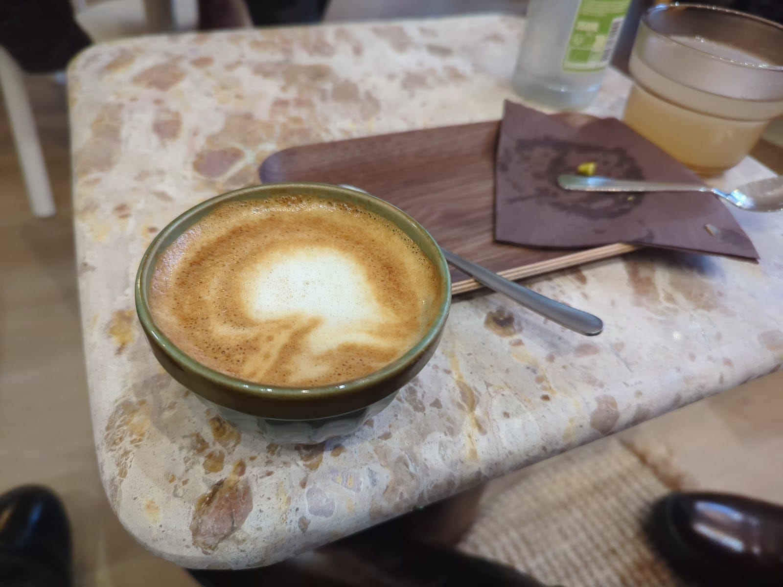LYDDY - Coffee shop - Café littéraire