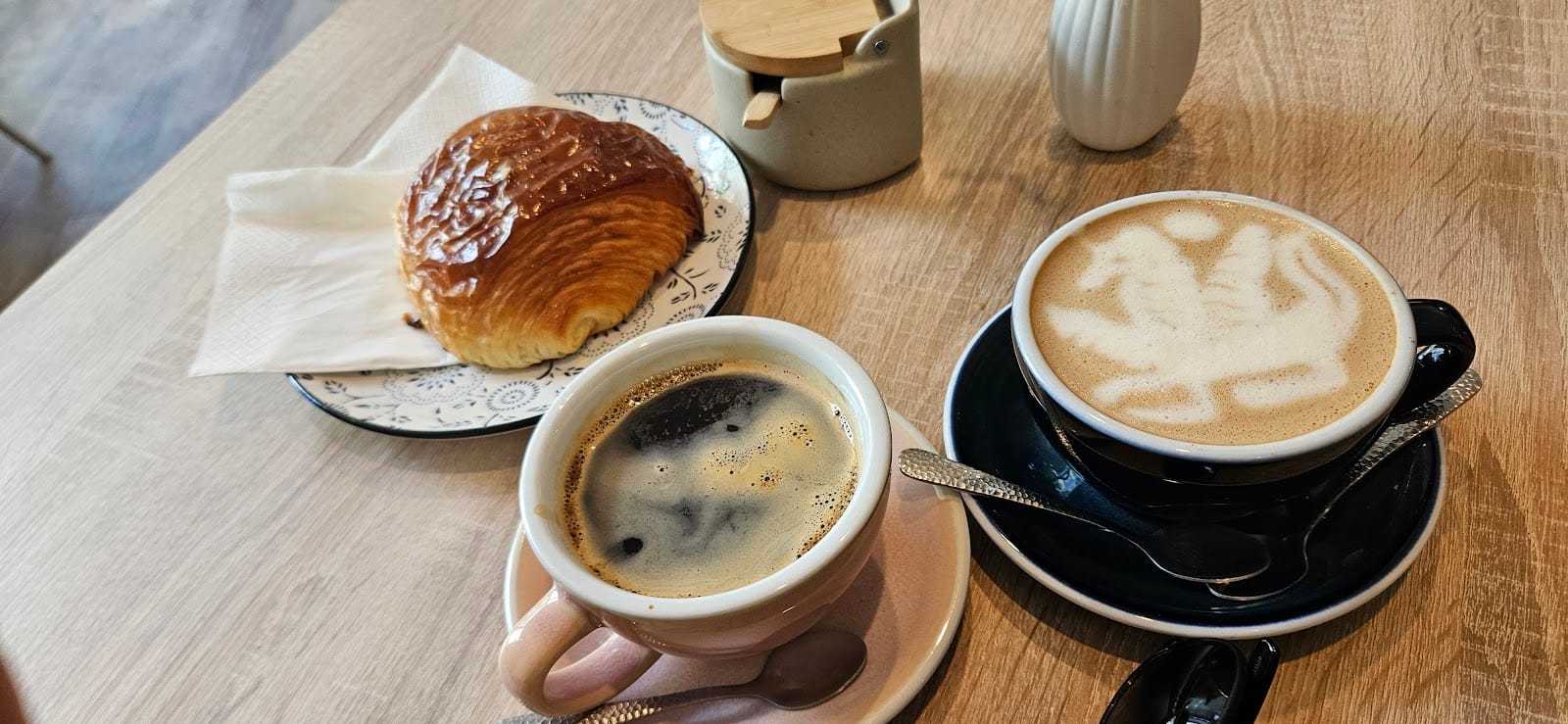 ÉBURNIE COFFEE CULTURE