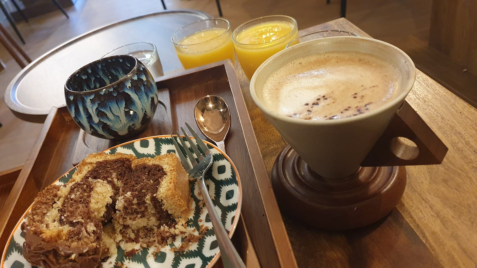 Monalisa coffee shop