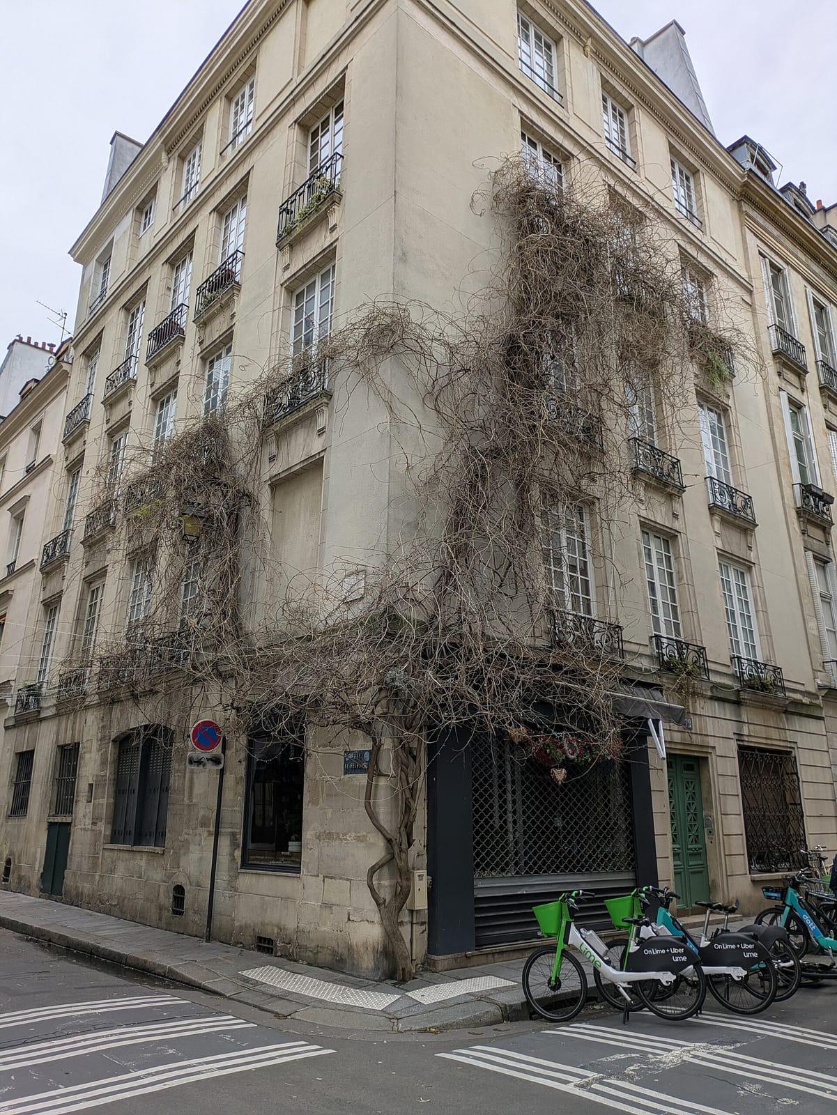 Noir Coffee Shop - Ile Saint-Louis photo 3
