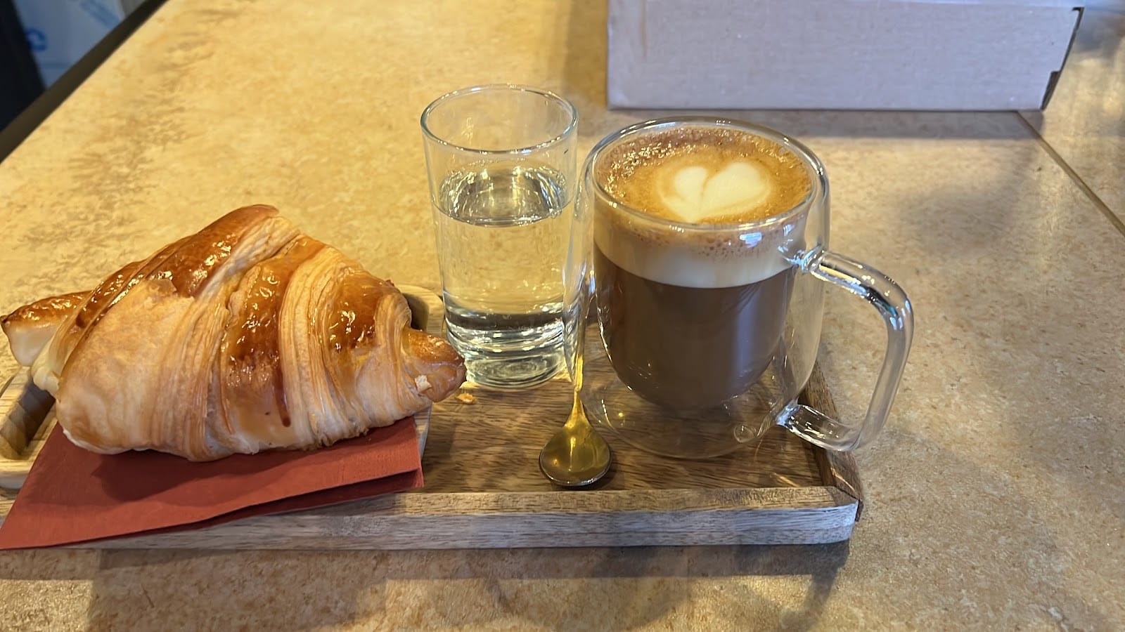 Cafés du Monde - Les Halles (Specialty Coffee)