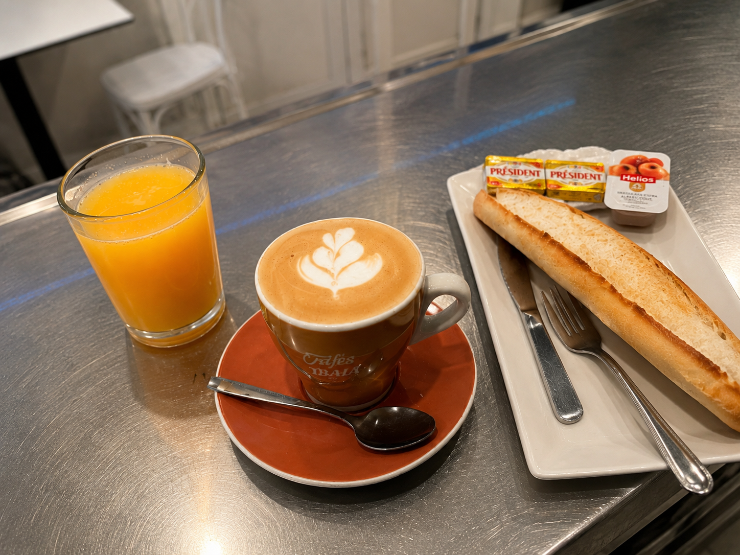 Cafetería Cervantes - Coffee Shop & Breakfast