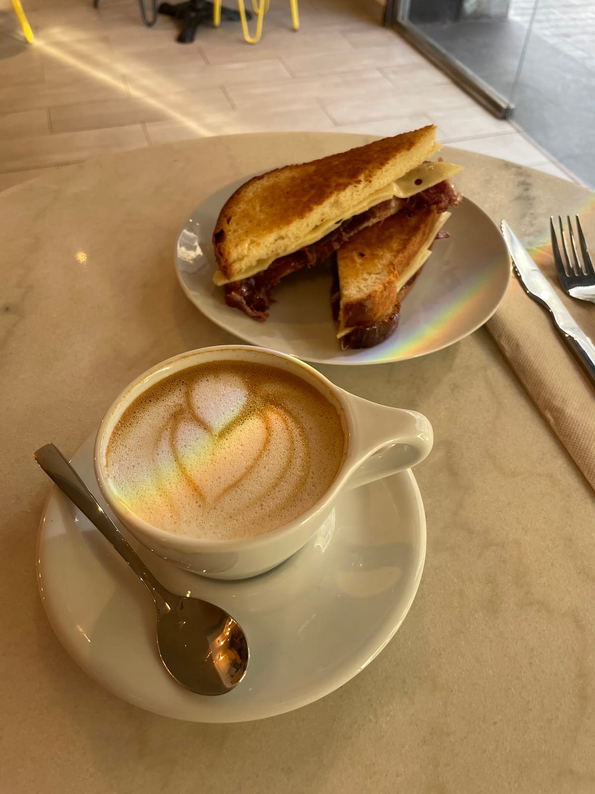 TÁTELE specialty coffee / food