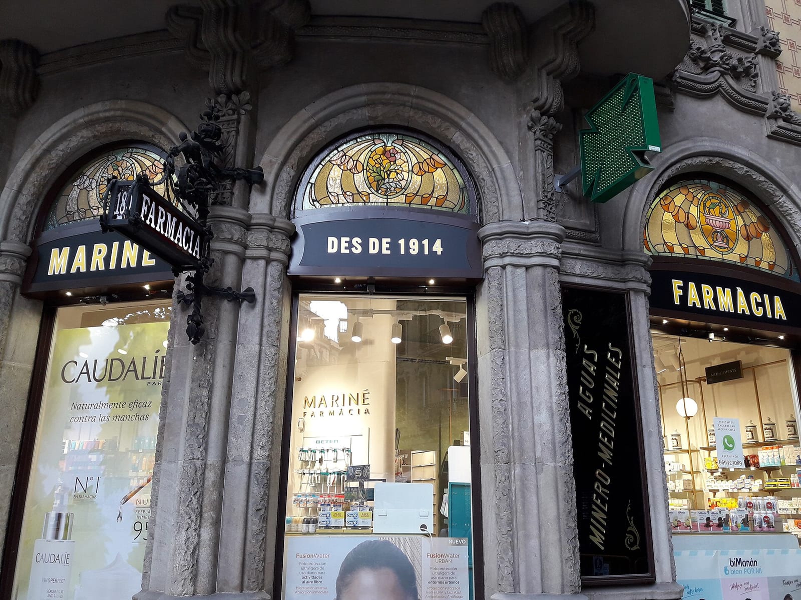 180 paris cafe photo 5