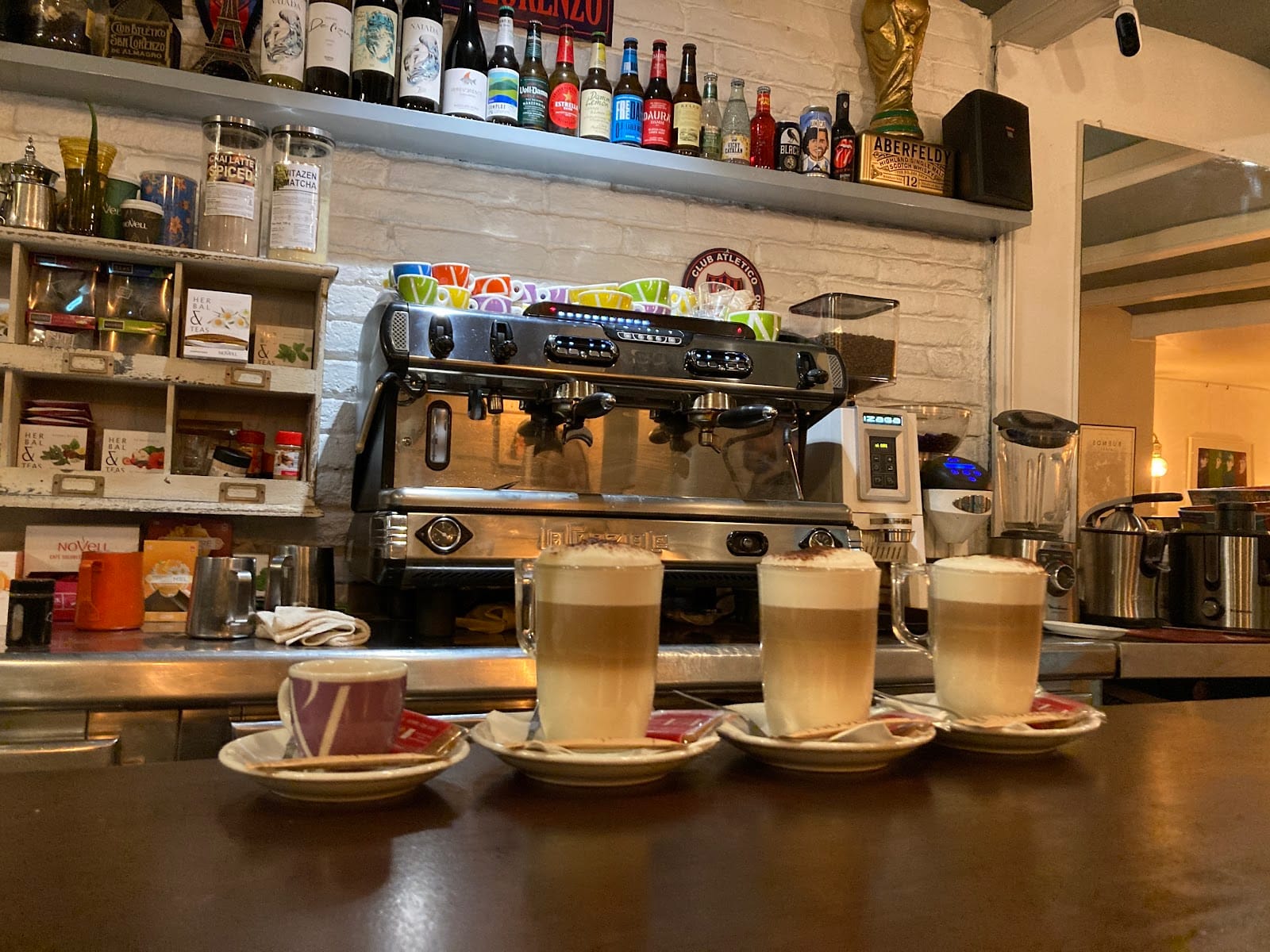 180 paris cafe
