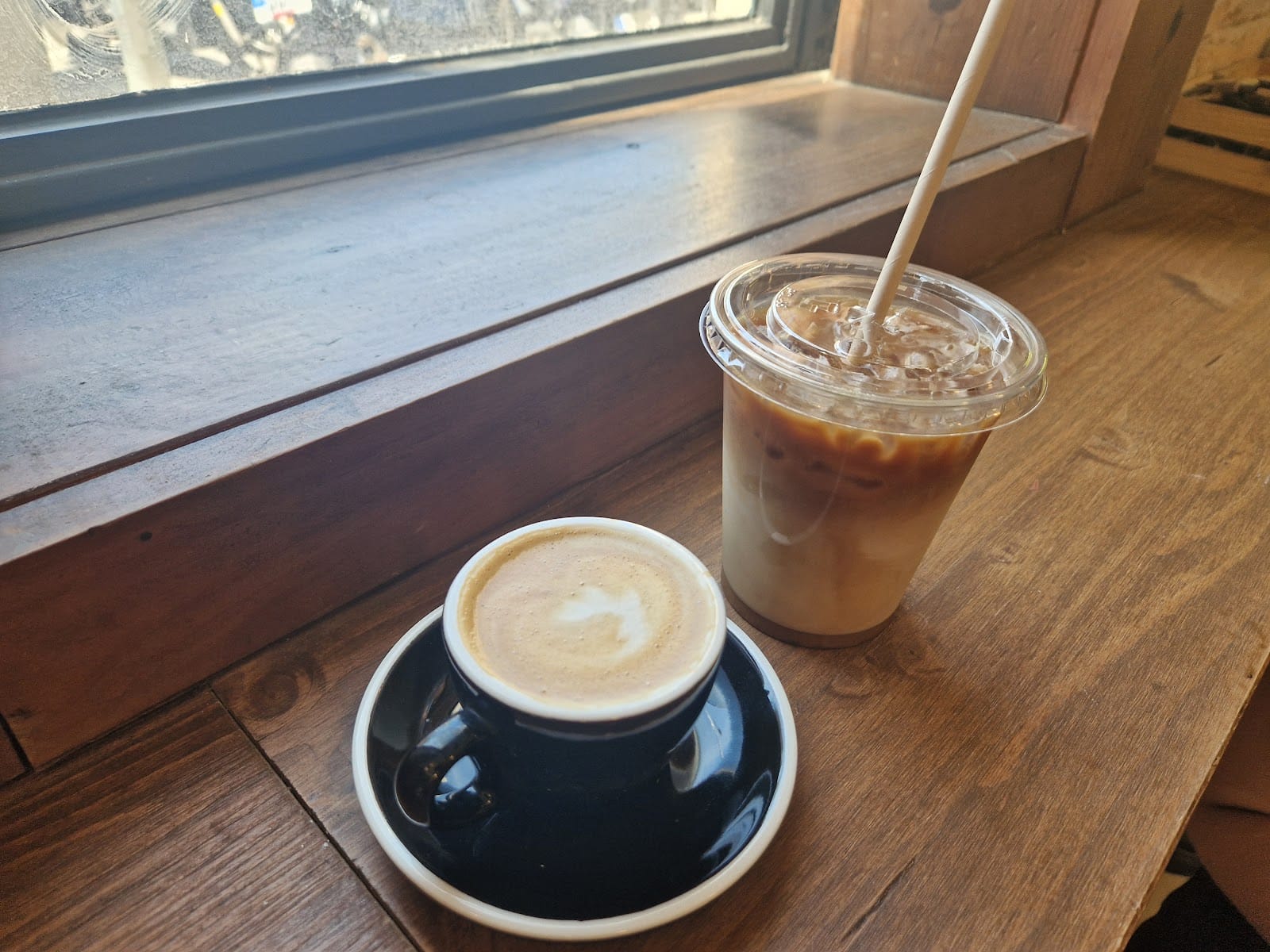Zentral: Specialty Coffee & Bakery