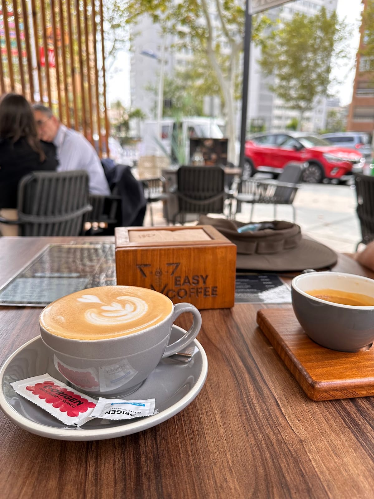 Easy Coffee & Bakery