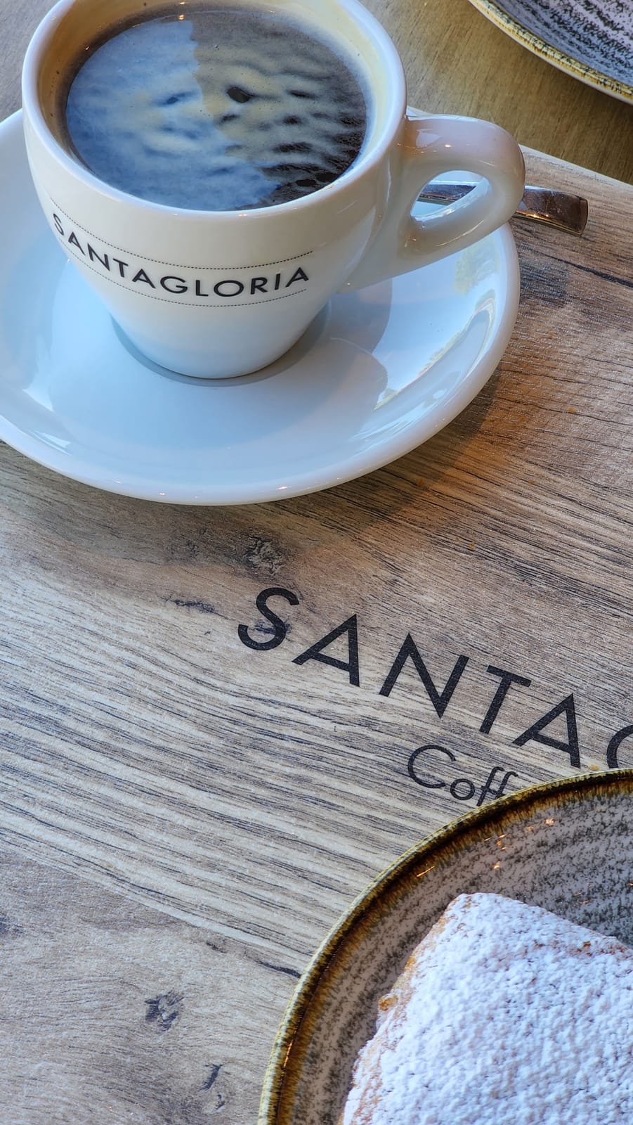 Santagloria Coffee & Bakery