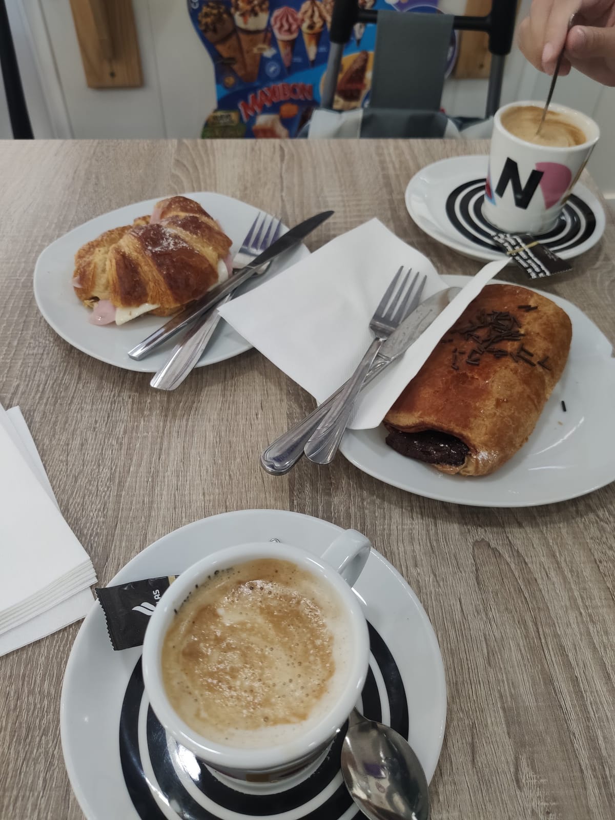 Chloelan D&C Coffee House
