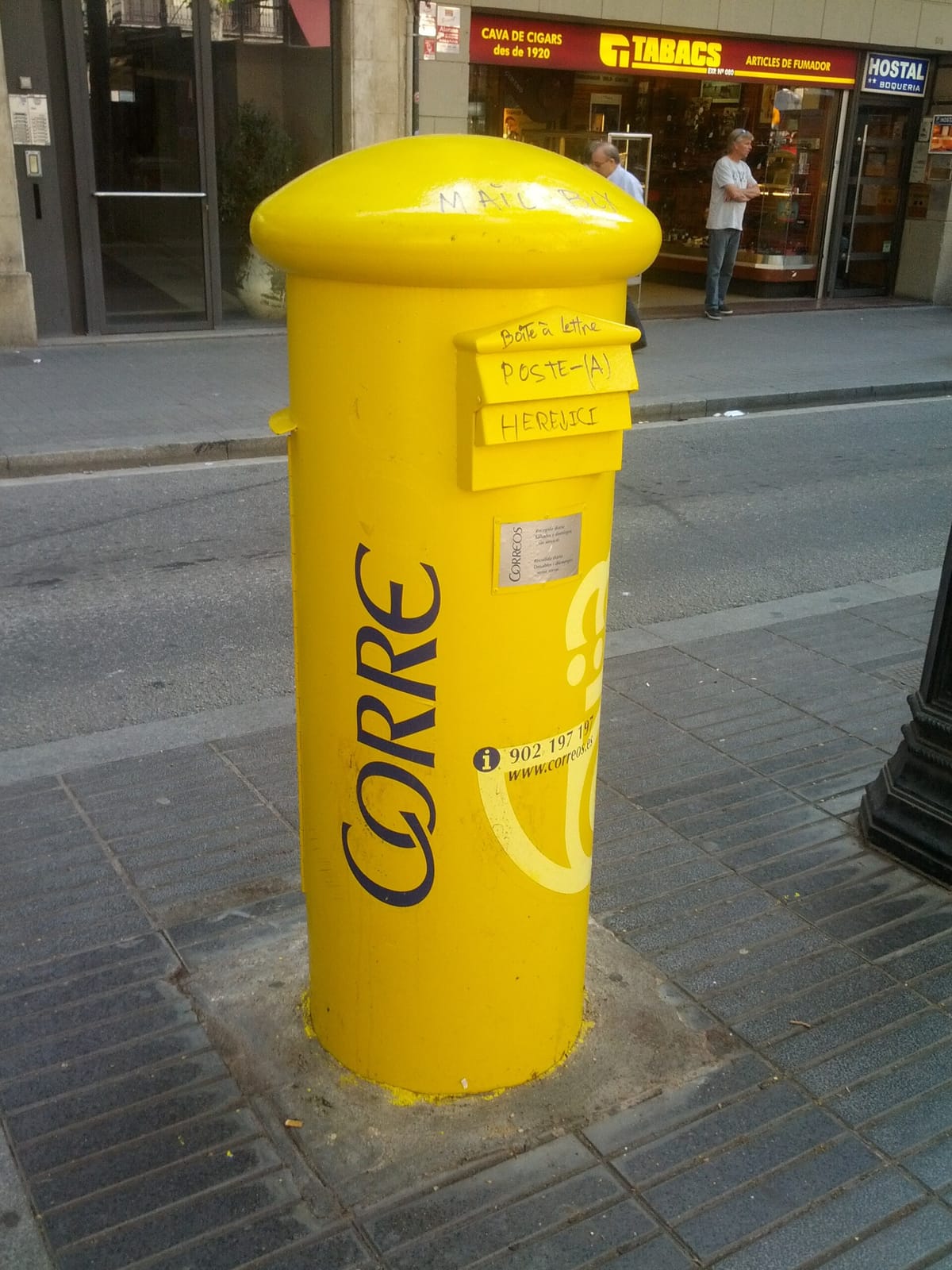 CAFE MODERNO BCN photo 5