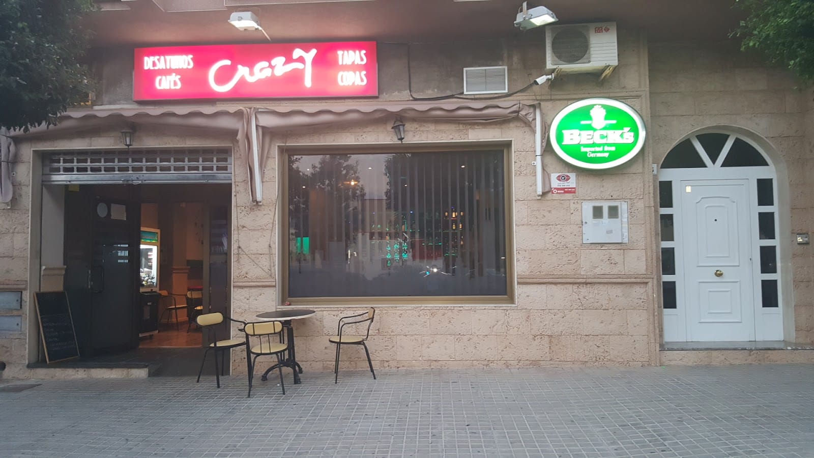 Crazy Cafe