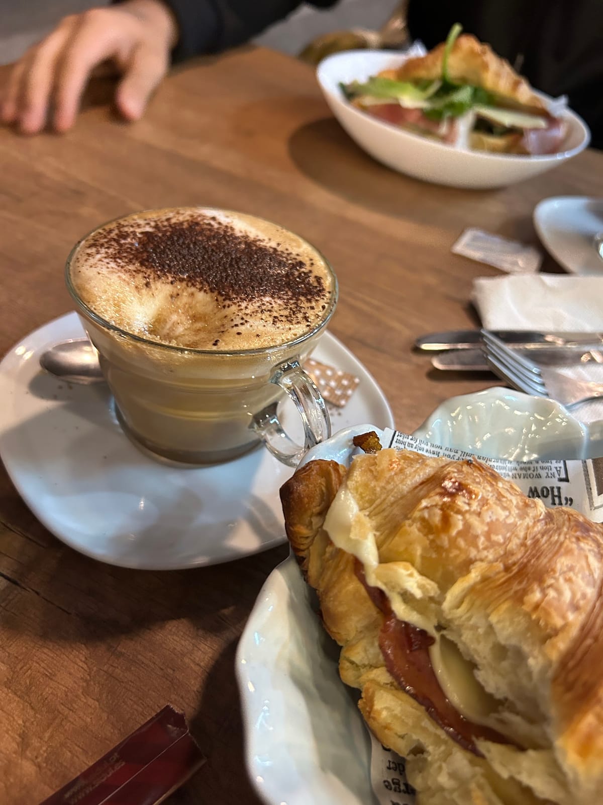 Cafeteria Grano coffee lunch