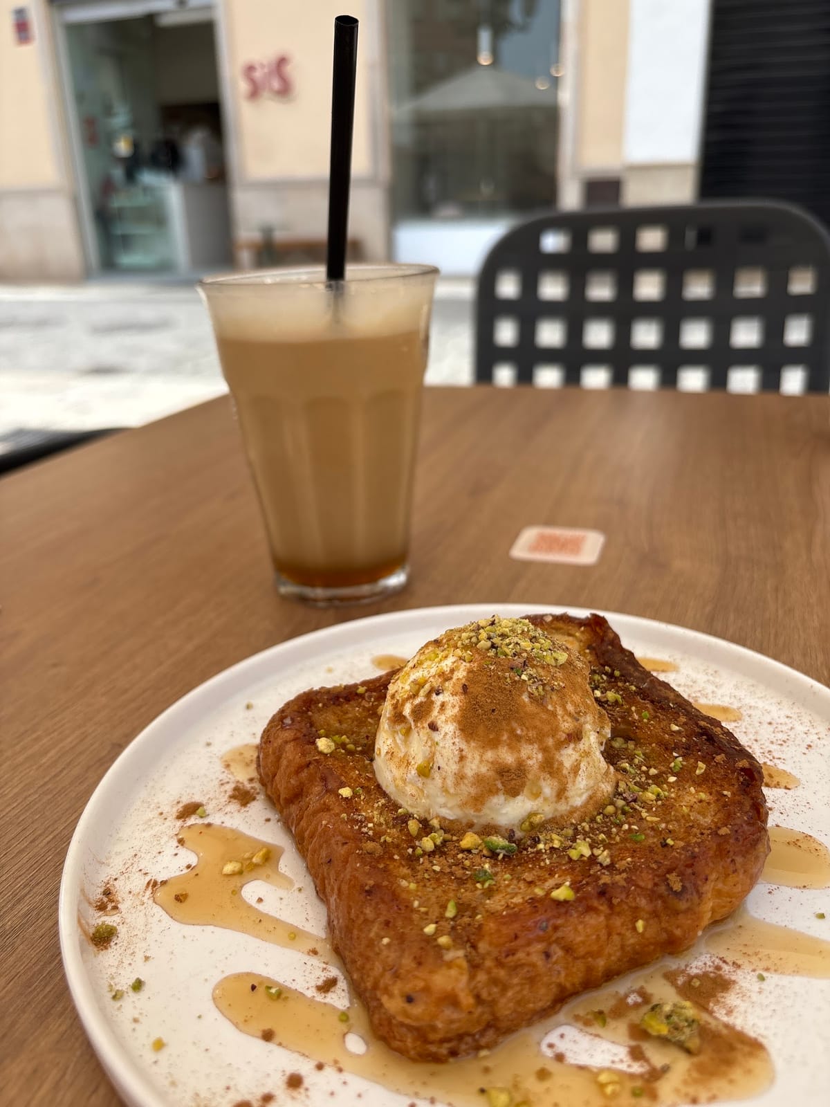 SiS Coffee House