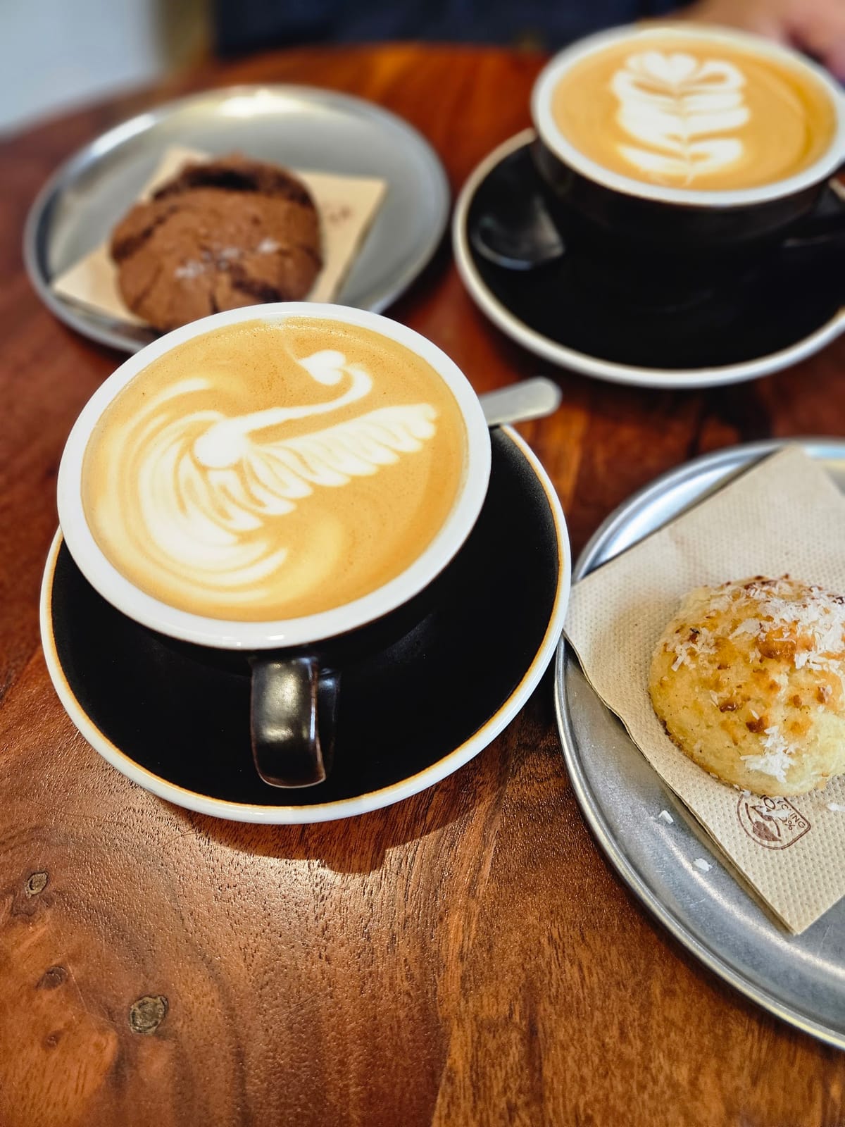 Whatever Coffee & Bocados