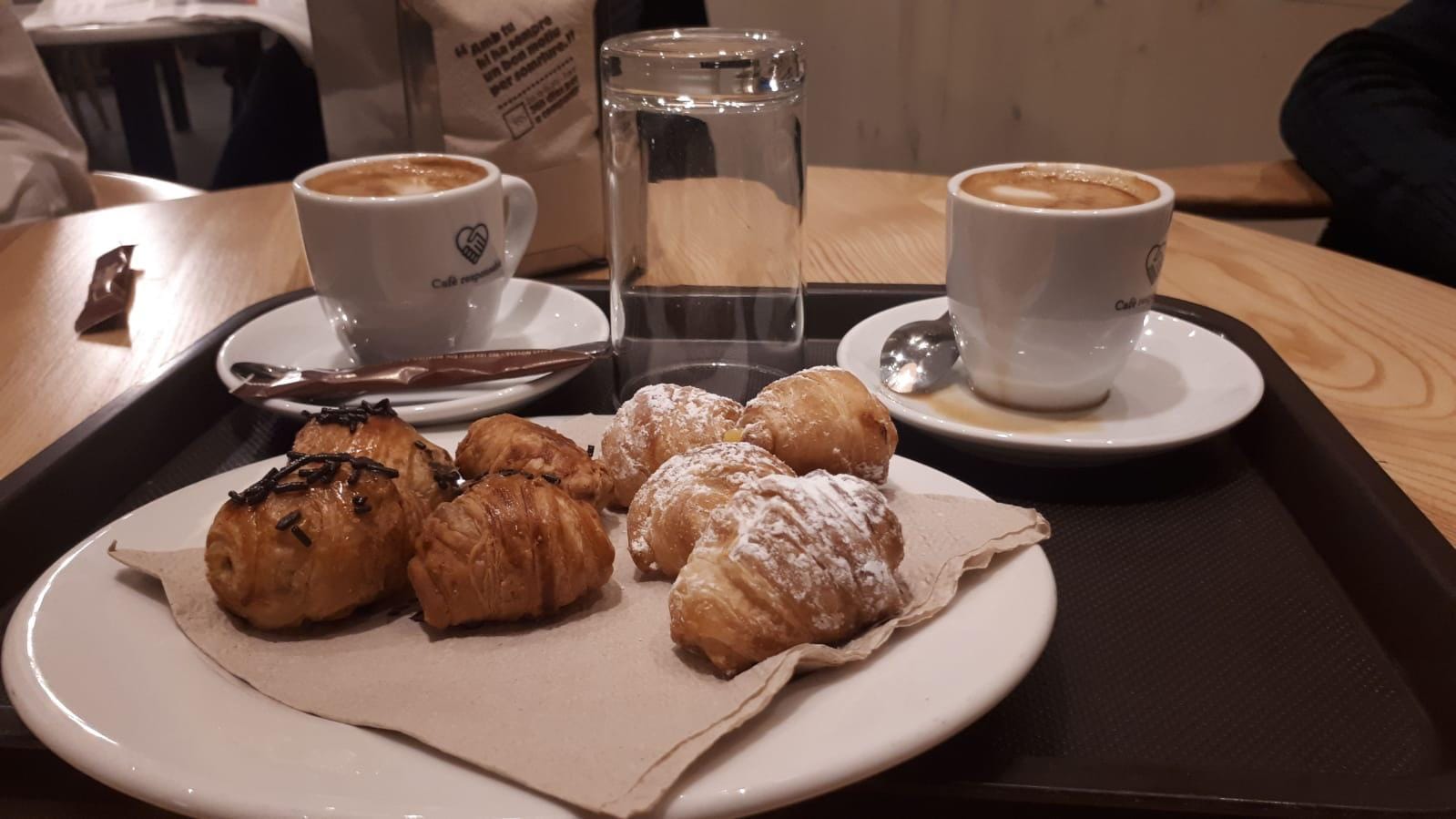 365 Pa, cafès i Àpats. Girona