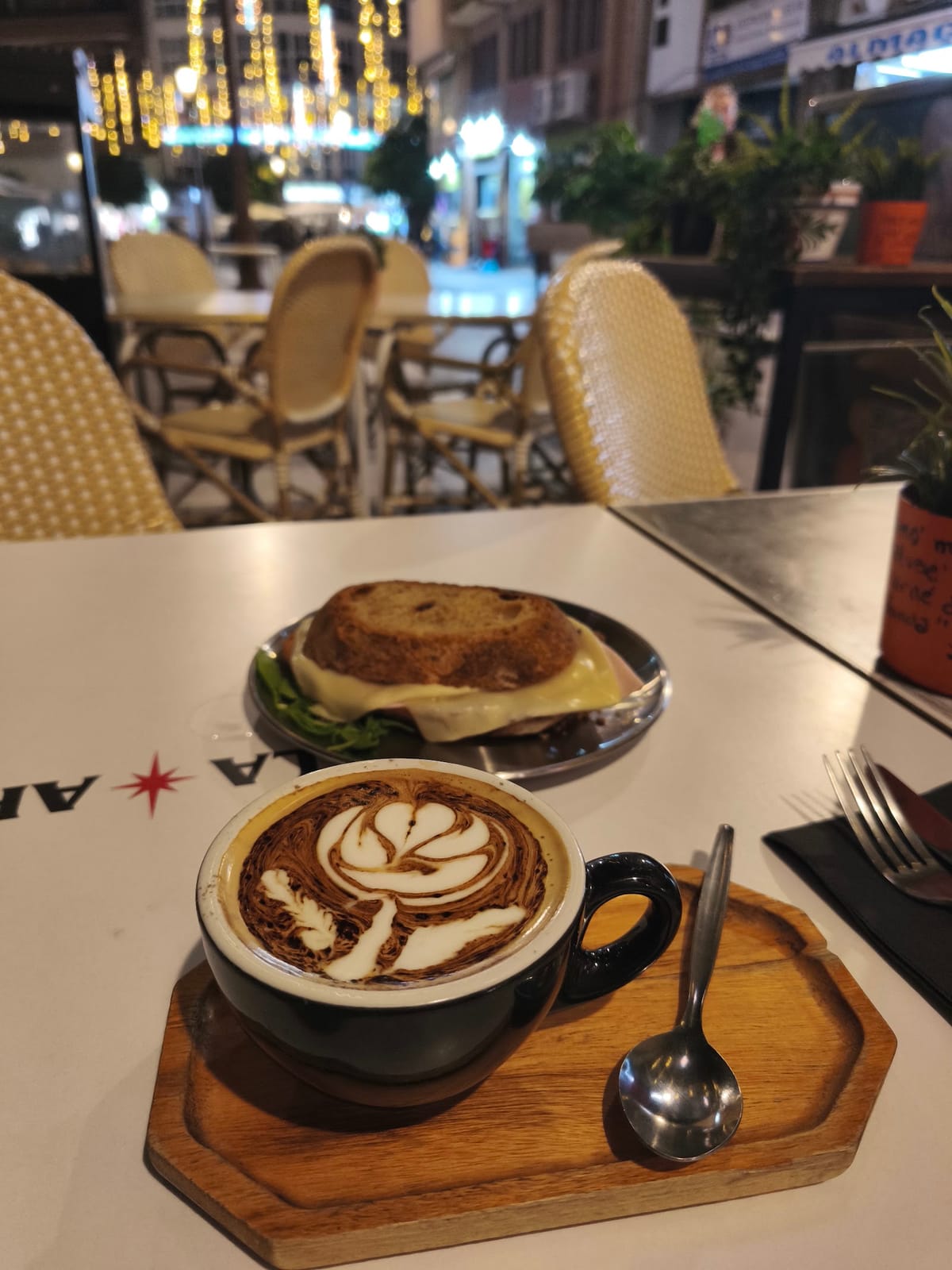 Veneno de Rosalía – Specialty Coffee & Matcha