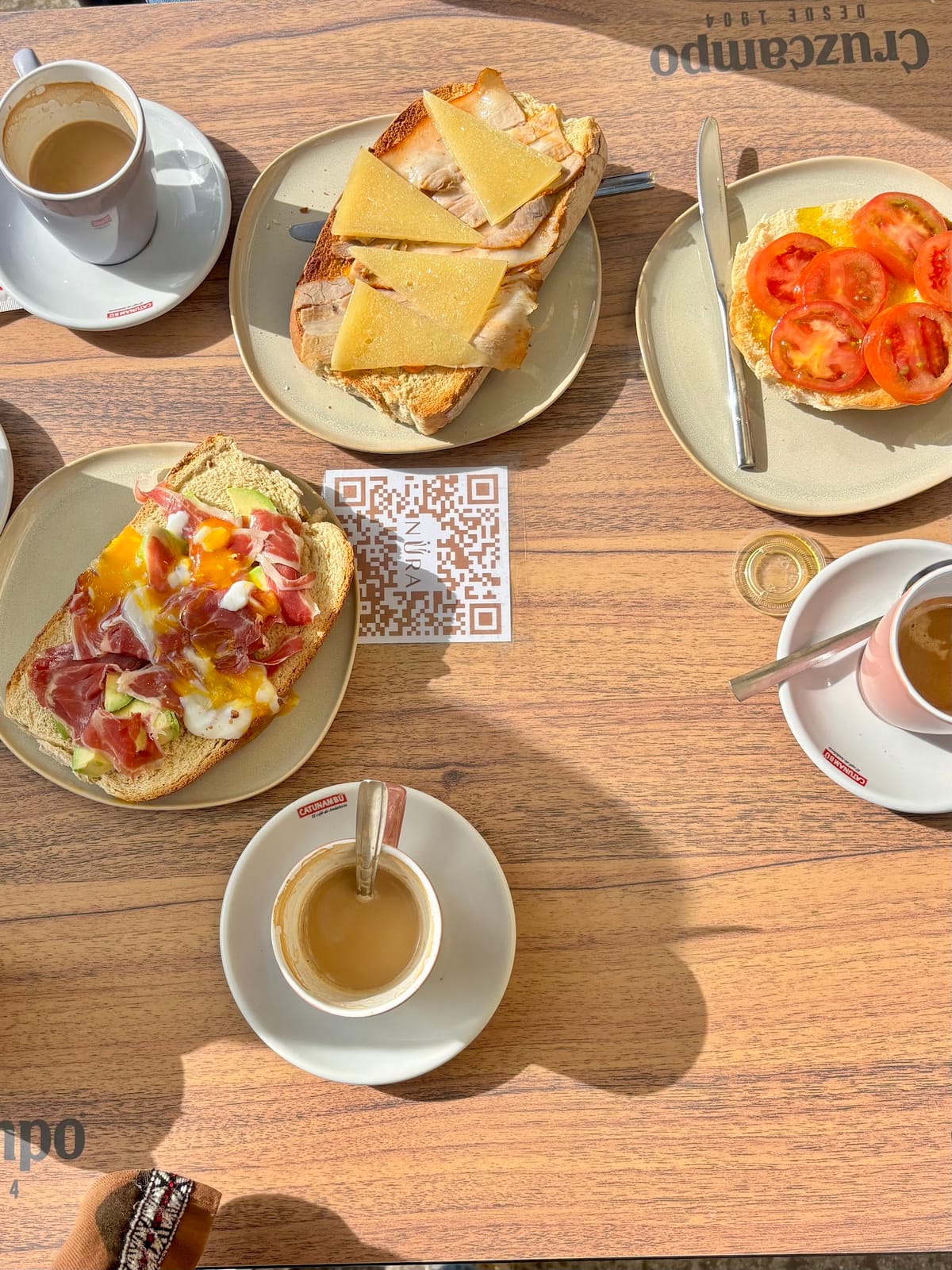 NÜRA FOOD & COFFEE