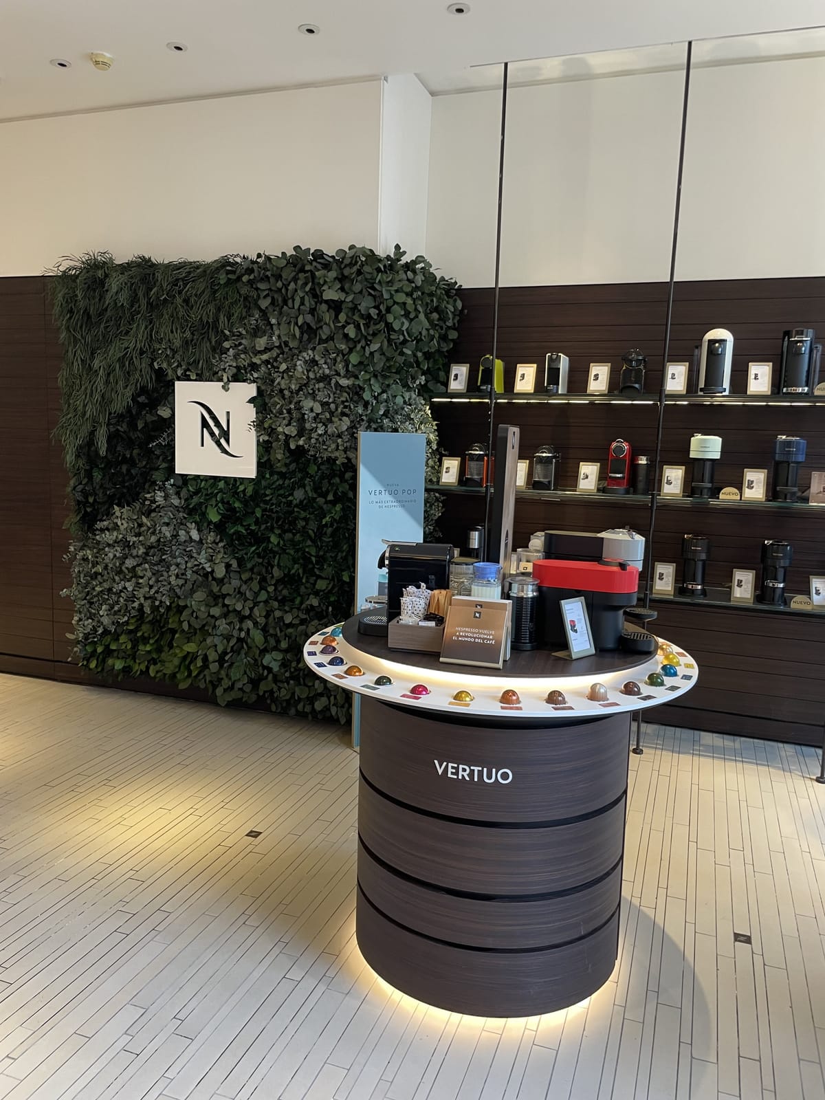 Boutique Nespresso Málaga - Constitución photo 3