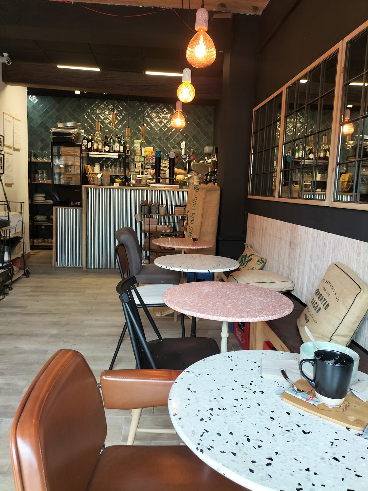 Standard Coffee & Vinyls Club TRINIDAD TERRACE