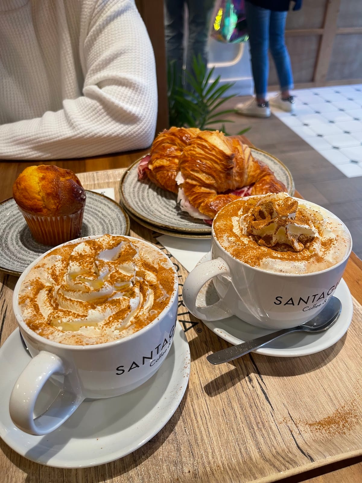 Santagloria Coffee & Bakery
