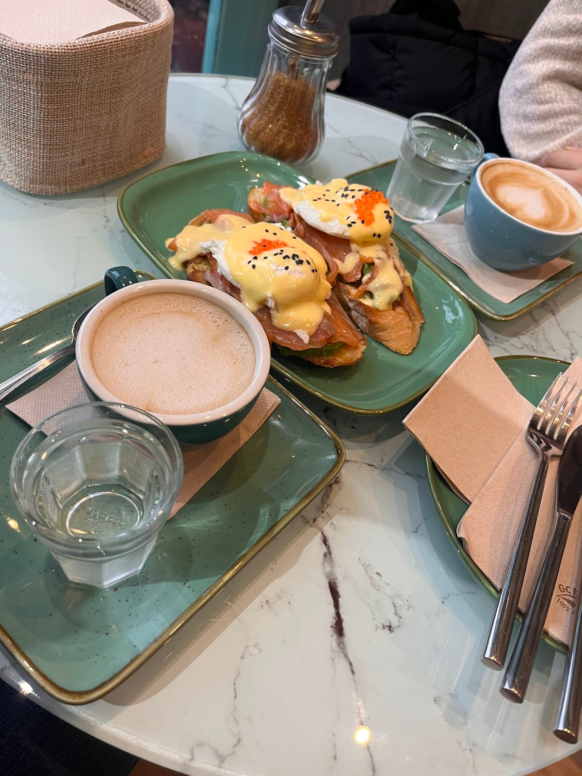 Olas Brunch & Coffee