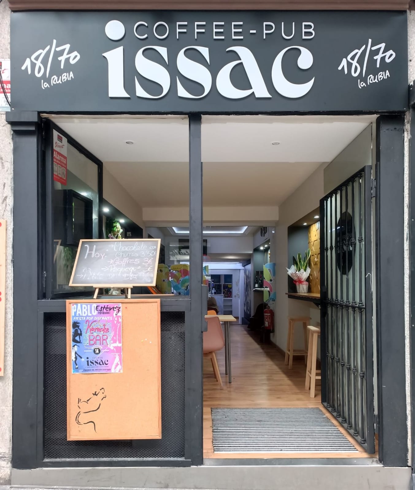 Issac Pub Coffee