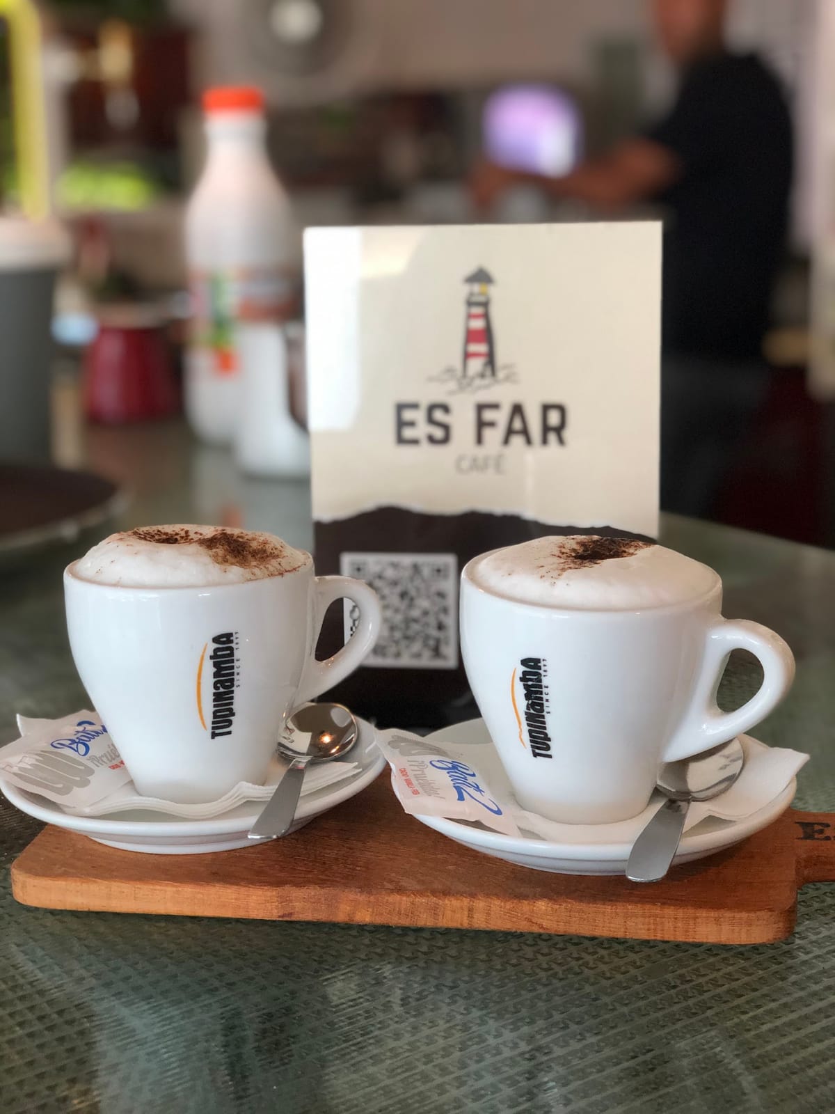 ES FAR Coffee & Brunch
