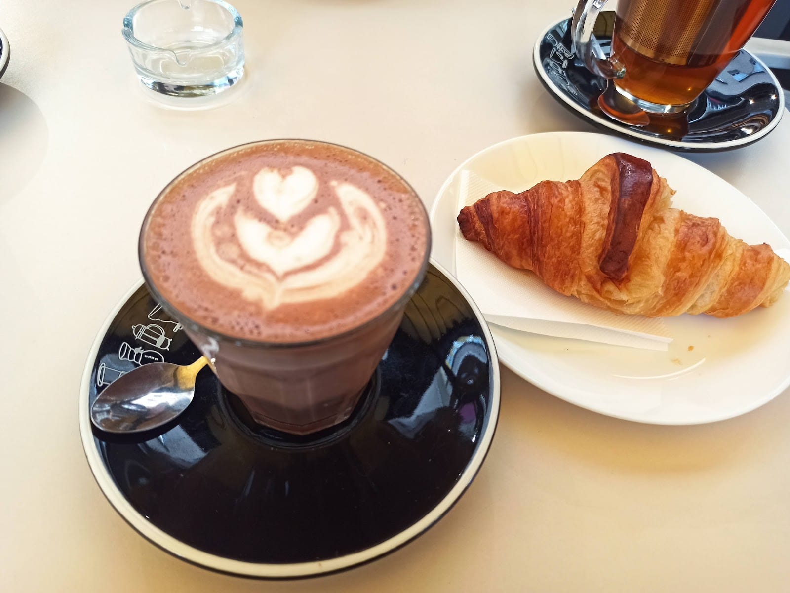 Frida Brunch Iturrama - Specialty Coffee & Street Food
