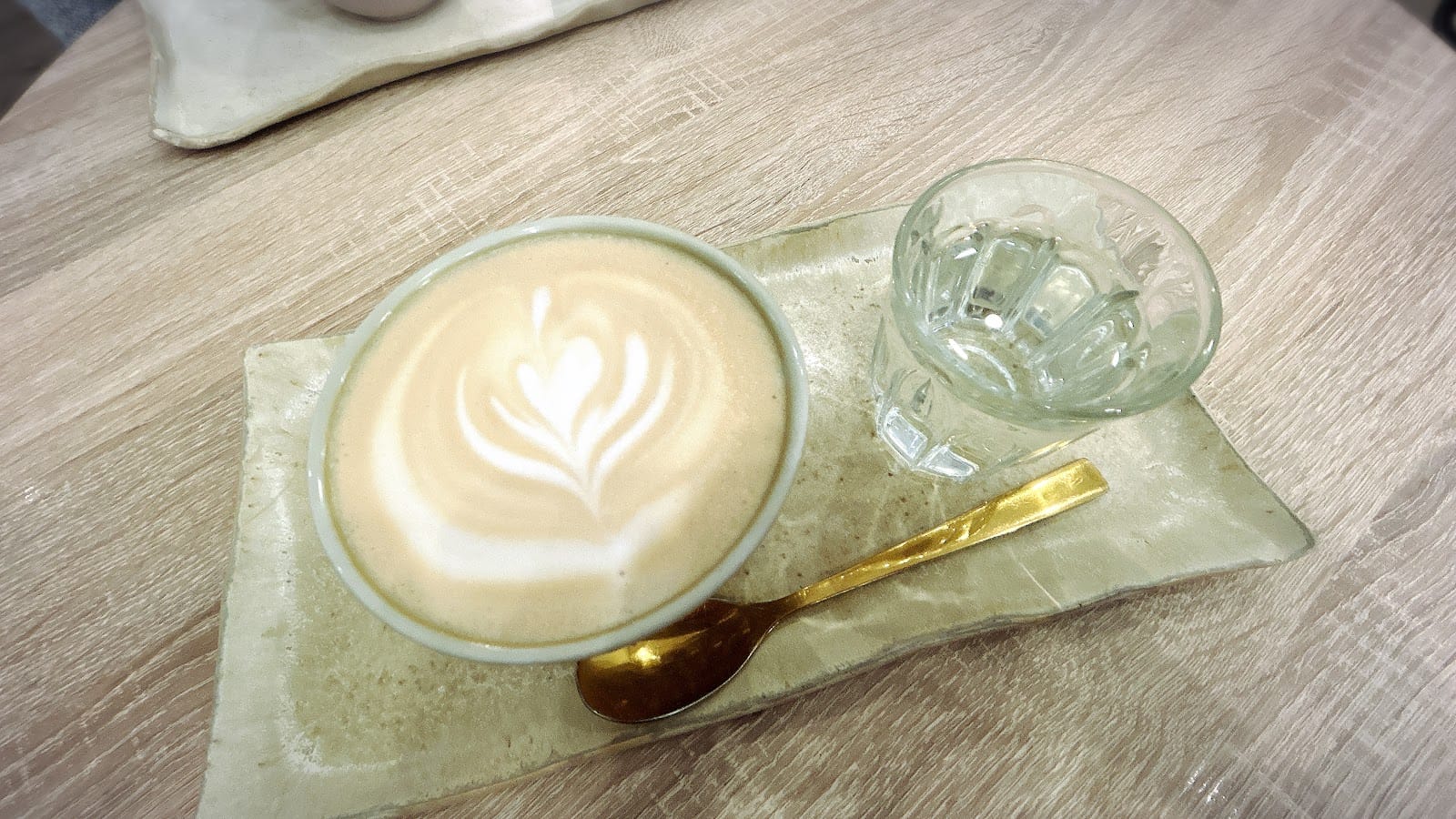 Casa OM (Specialty Coffee & Atelier Floral)