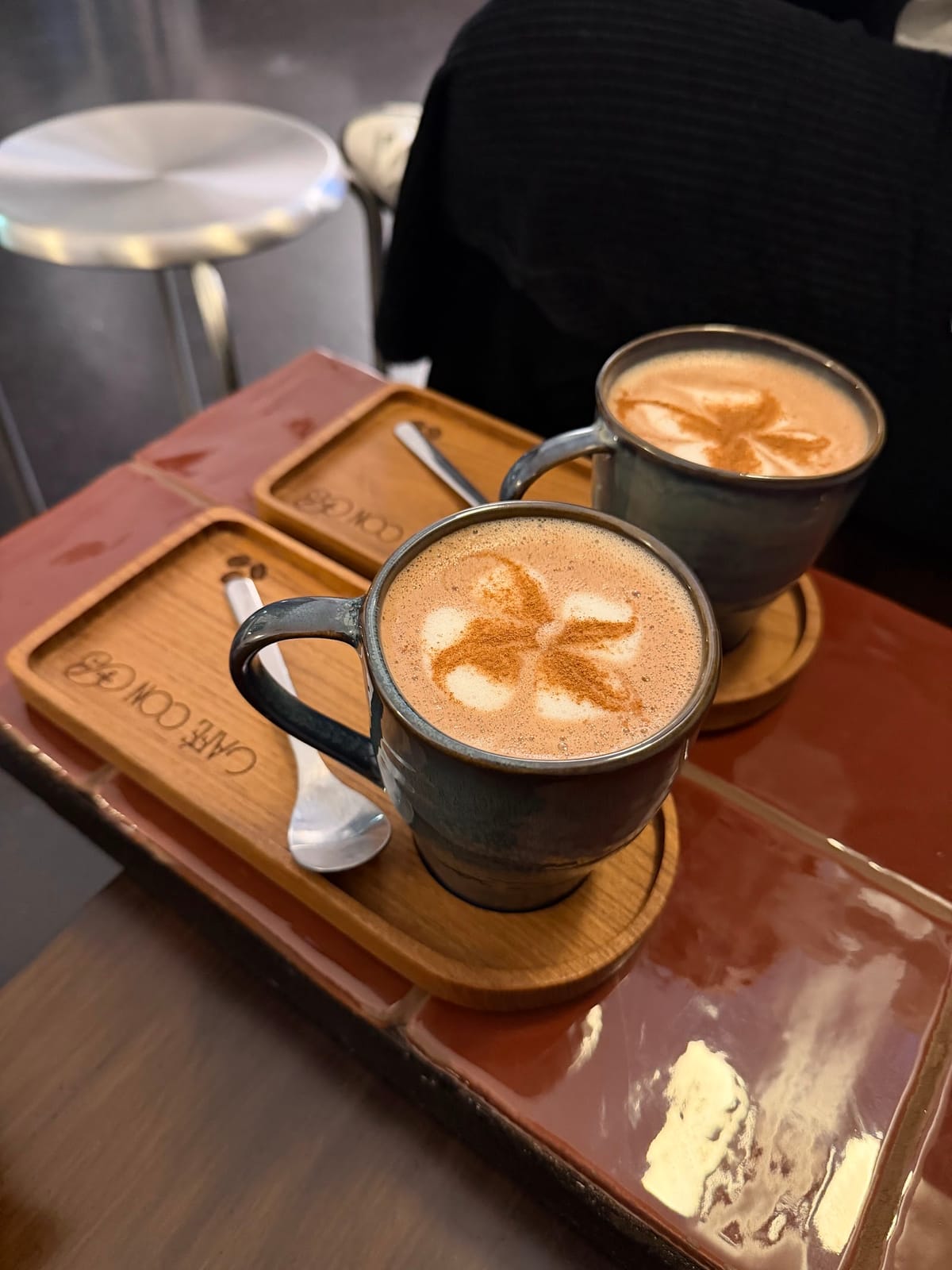 Café con B - Tornado store Specialty Coffee