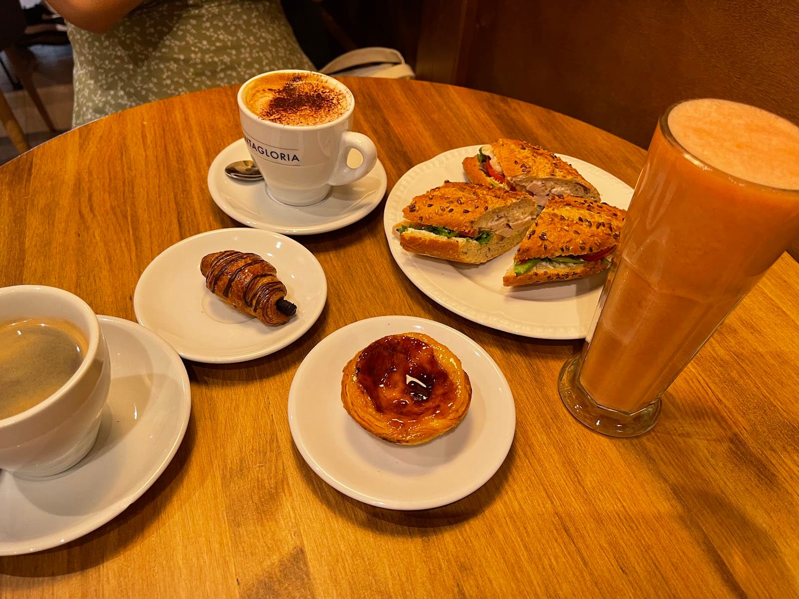 Santagloria Coffee & Bakery