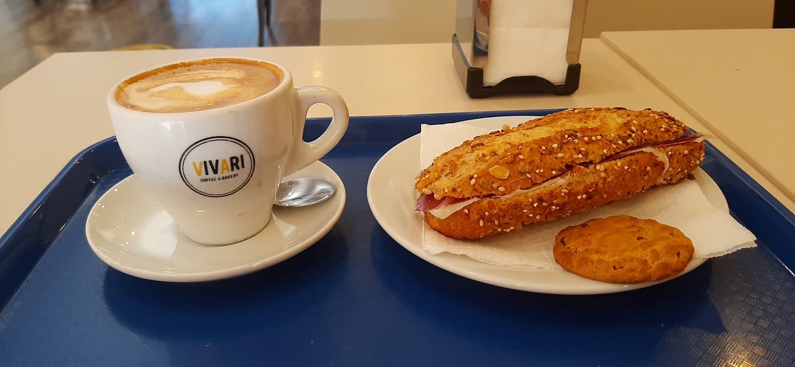 Vivari Coffee & Bakery - 408
