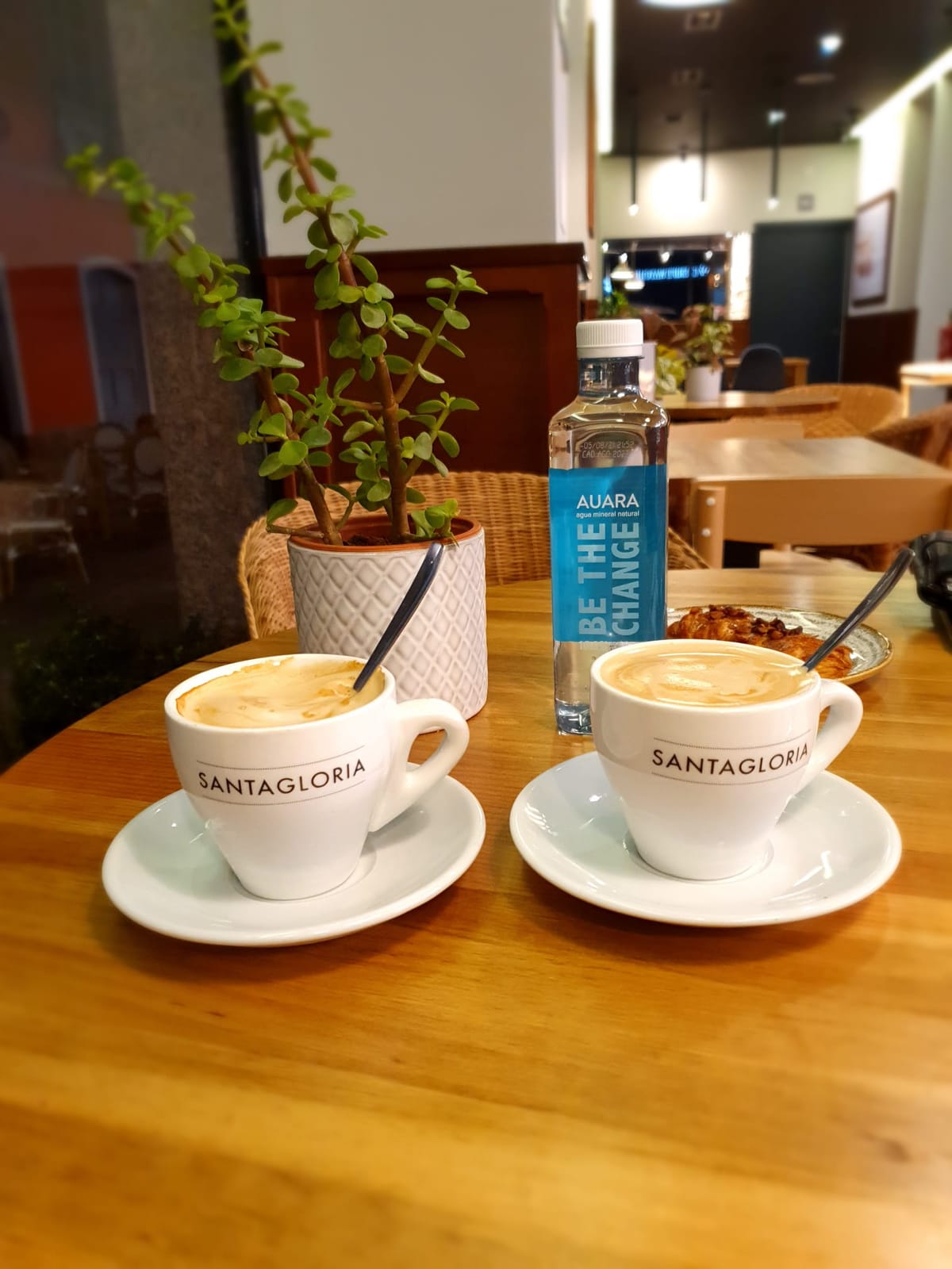 Santagloria Coffee & Bakery