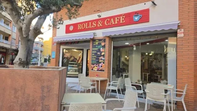 ROLLS & CAFE photo 4