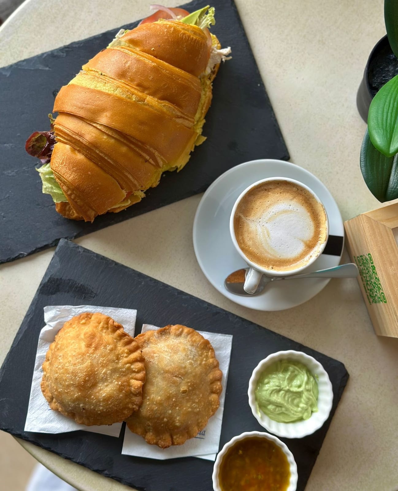 Mia’s Cafe