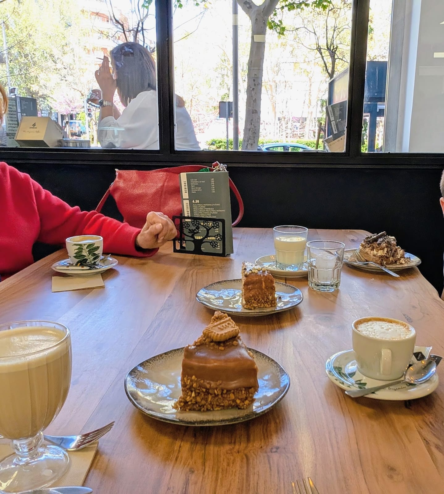 COFFEE RAKU BAKERY