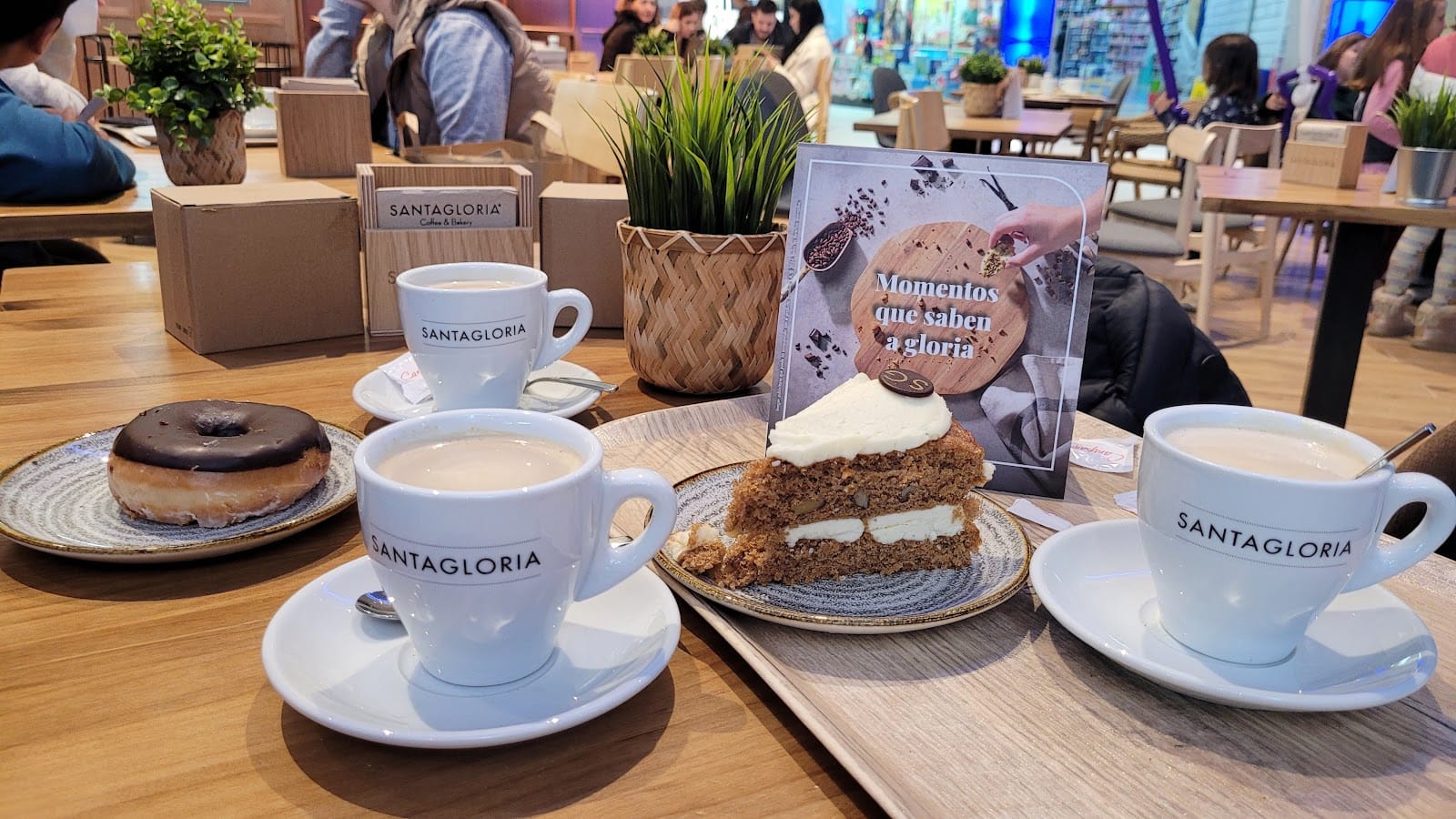 Santagloria Coffee & Bakery