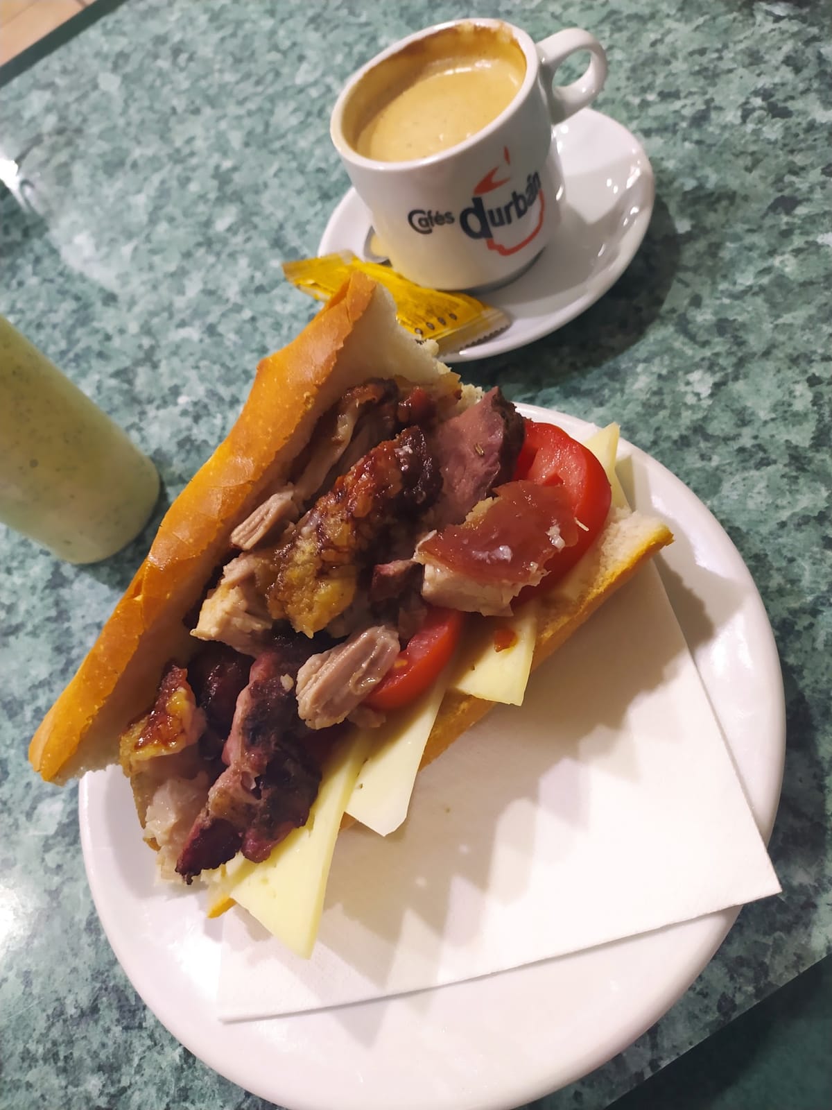 CAFE-BAR 014