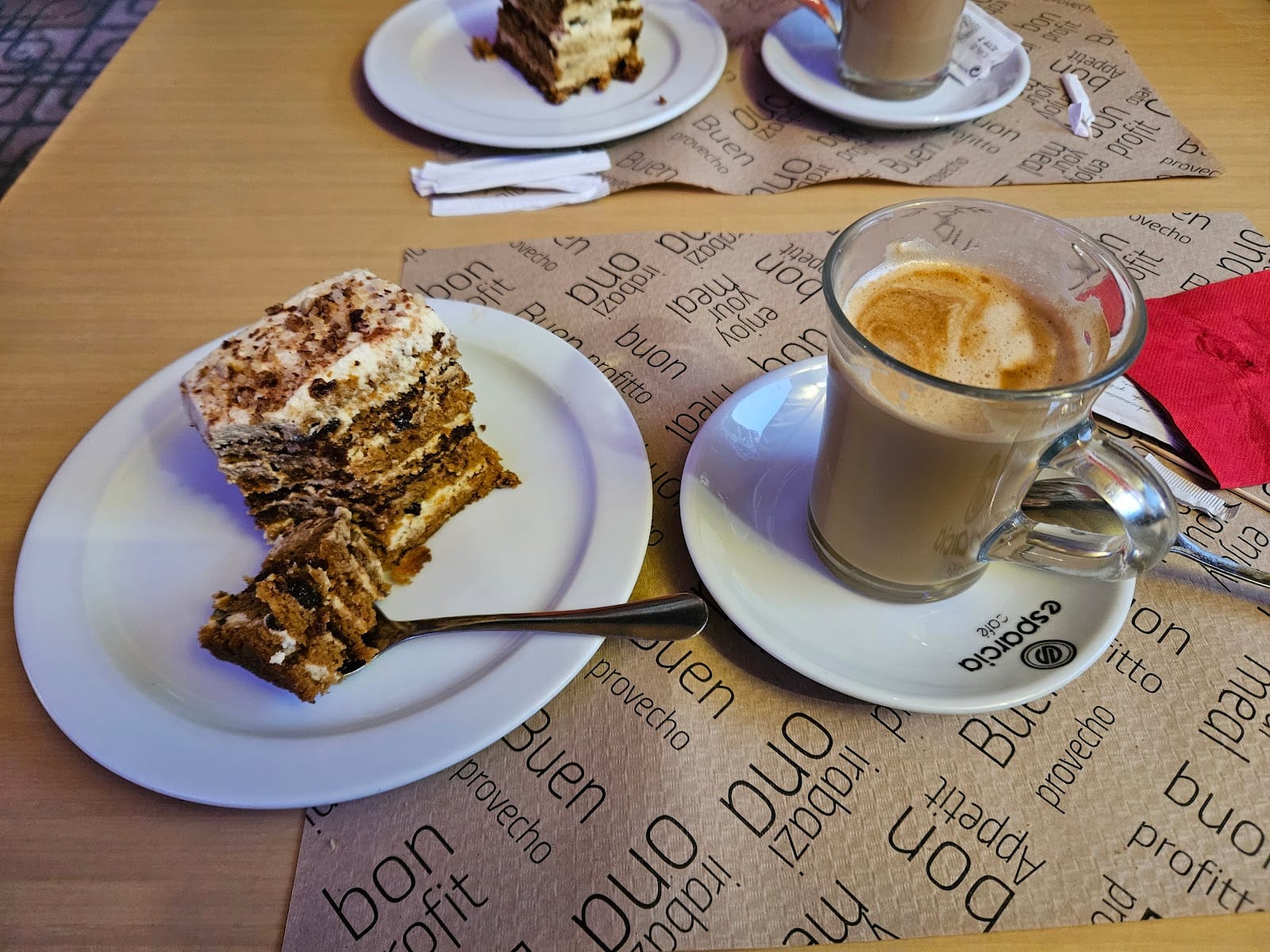 METRO: Coffee & Ice-cream