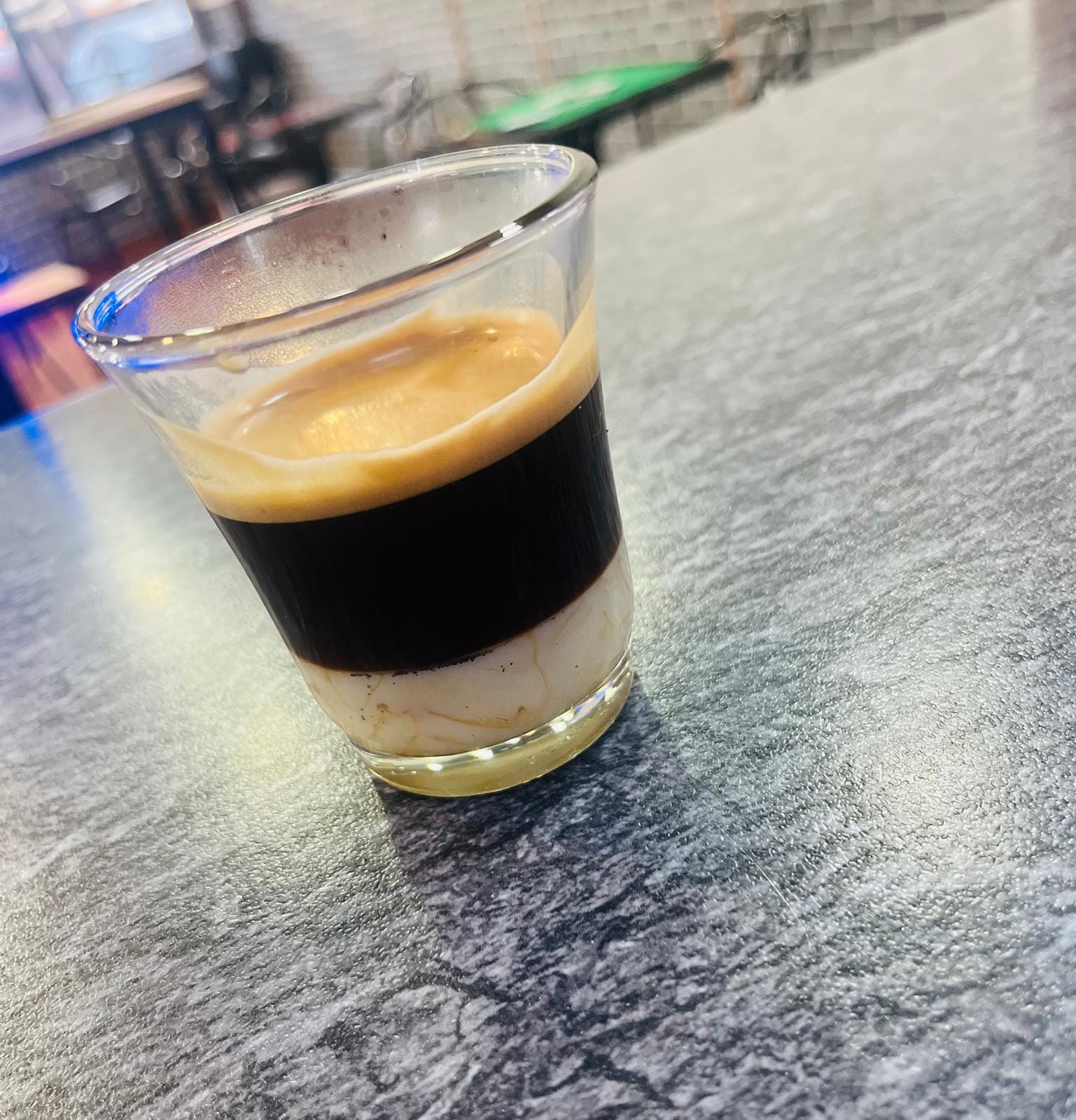 Cafe bar zona k&B