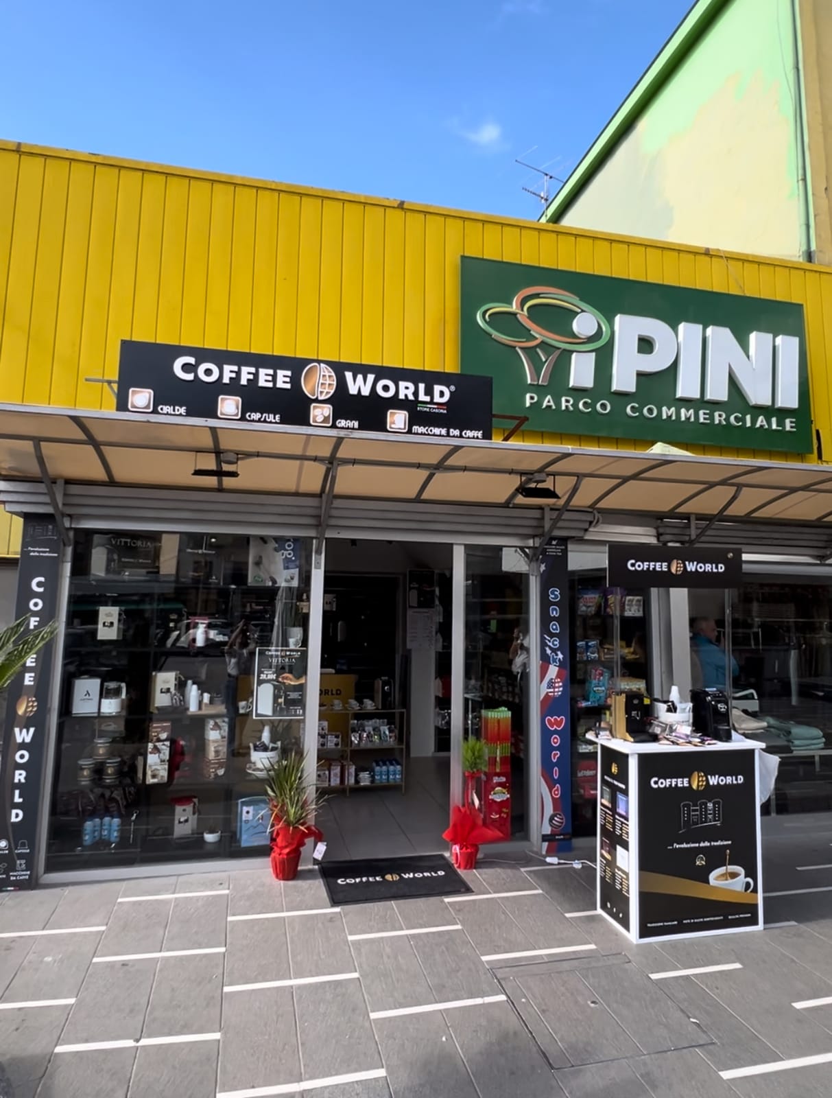 Coffee World I Pini