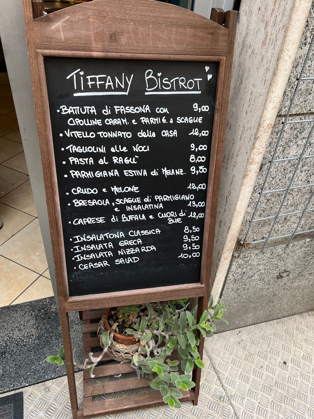 Colazione da Tiffany Cafe & Bistrot