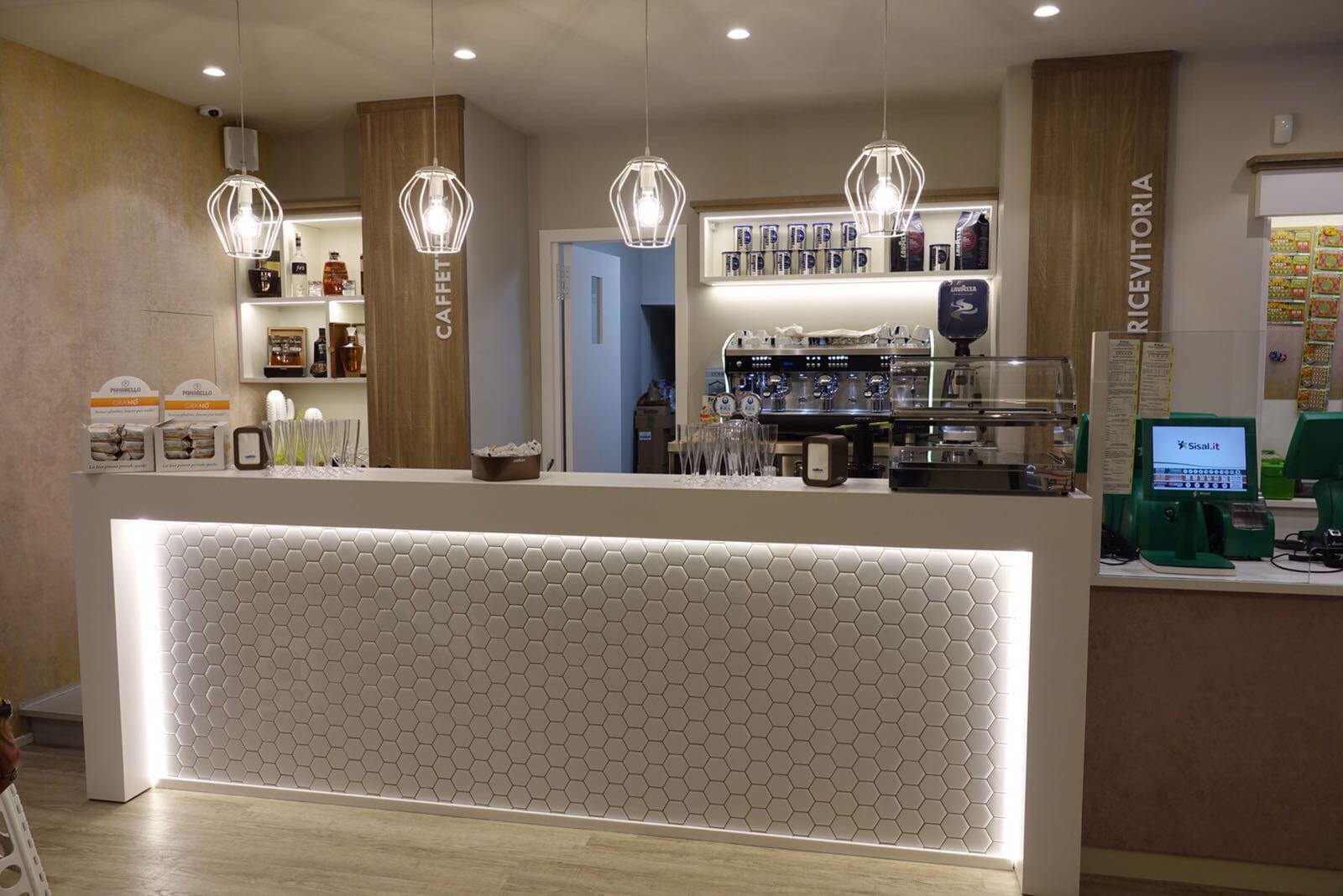 TABACCHERIA CAFFETTERIA ZARINO Cafè di Lomuscio Francesca partner Elfbar