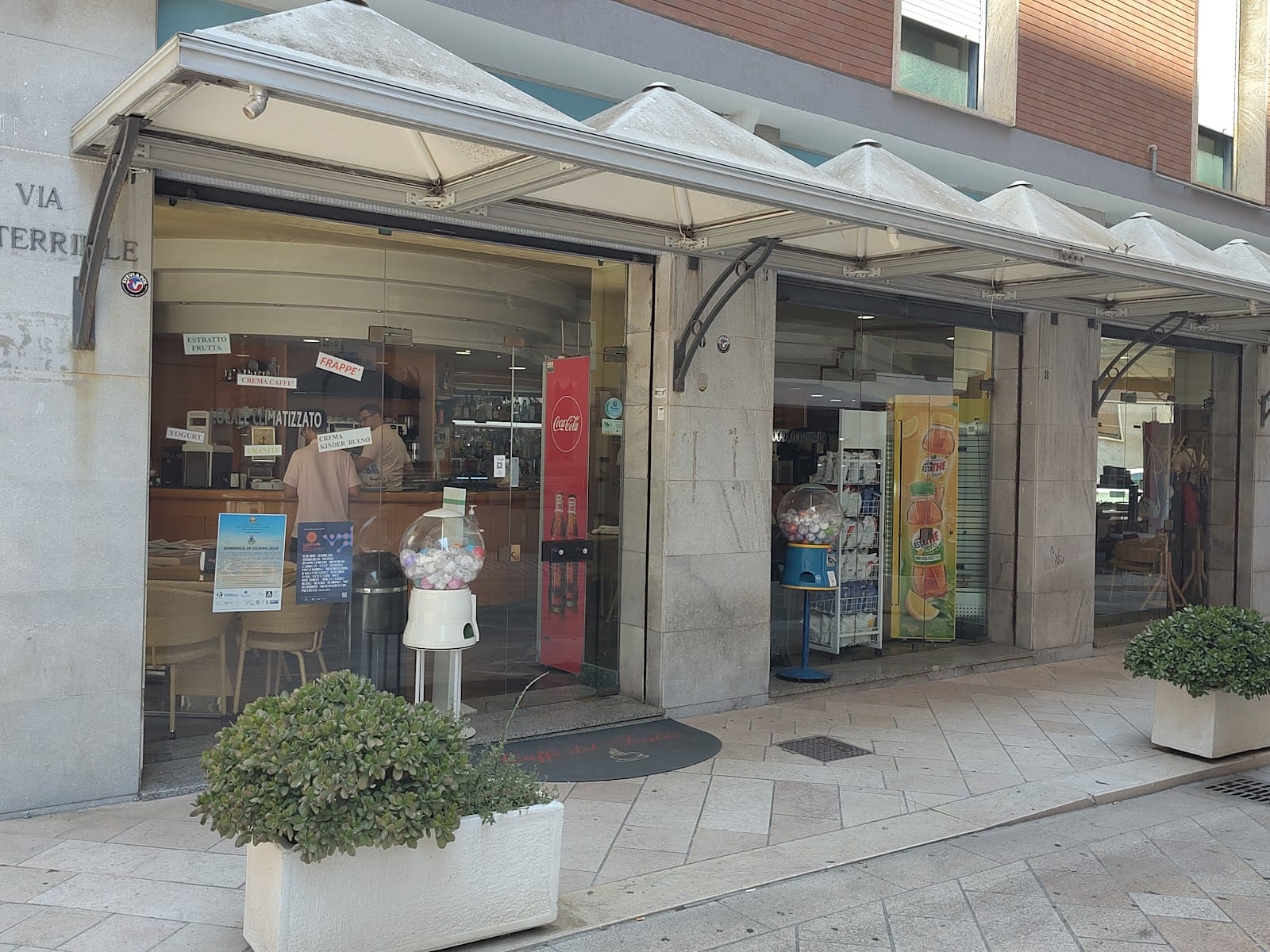 Cafe del Teatro Snack Bar
