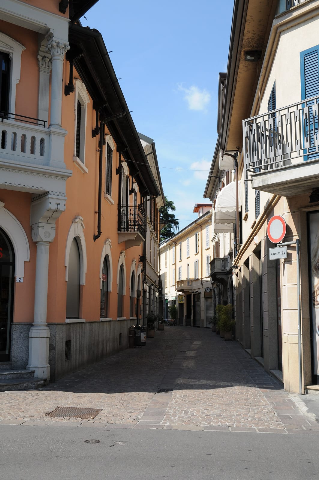 Cafe portico photo 2