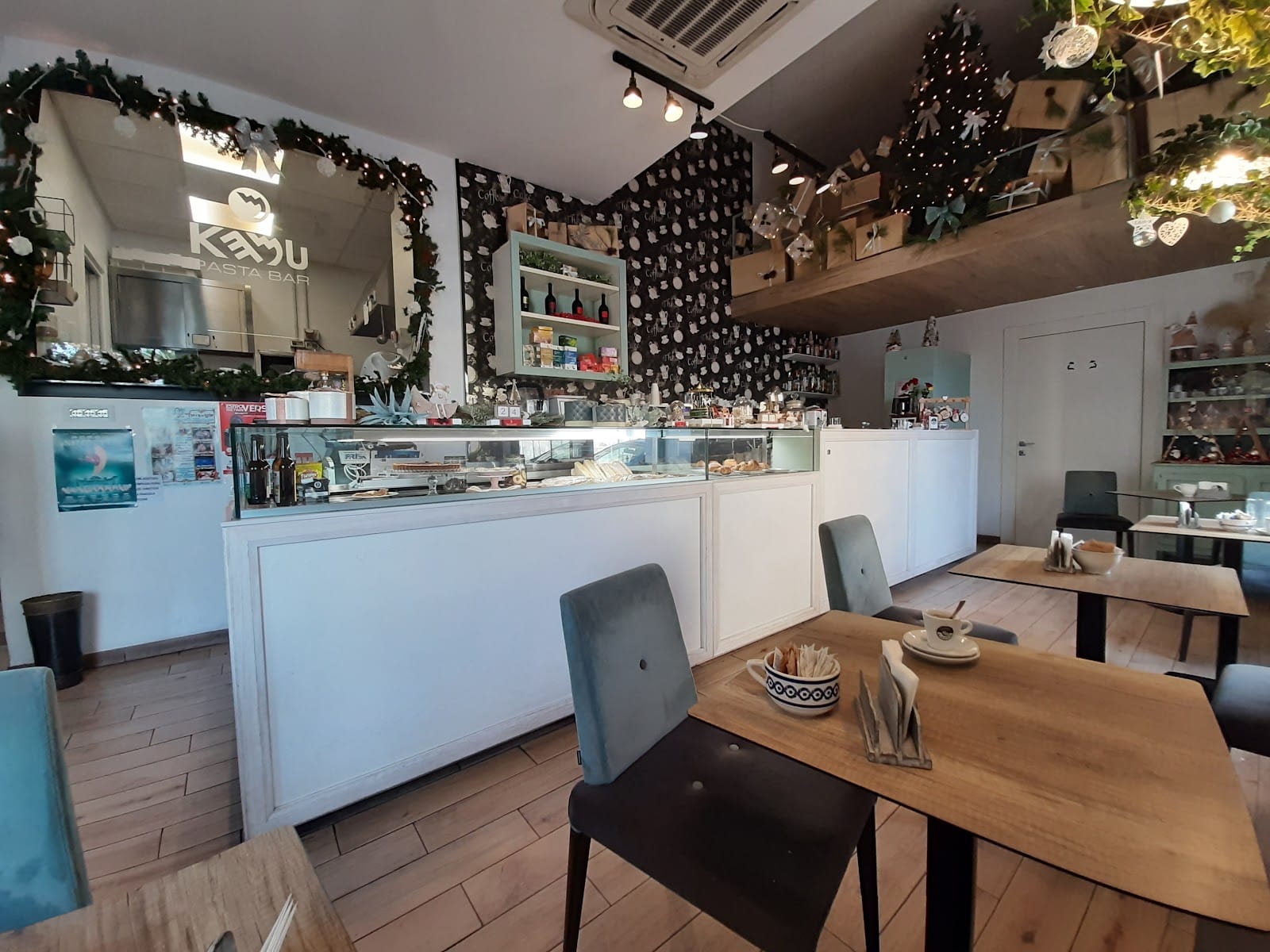 Kemu cafe'&restaurant