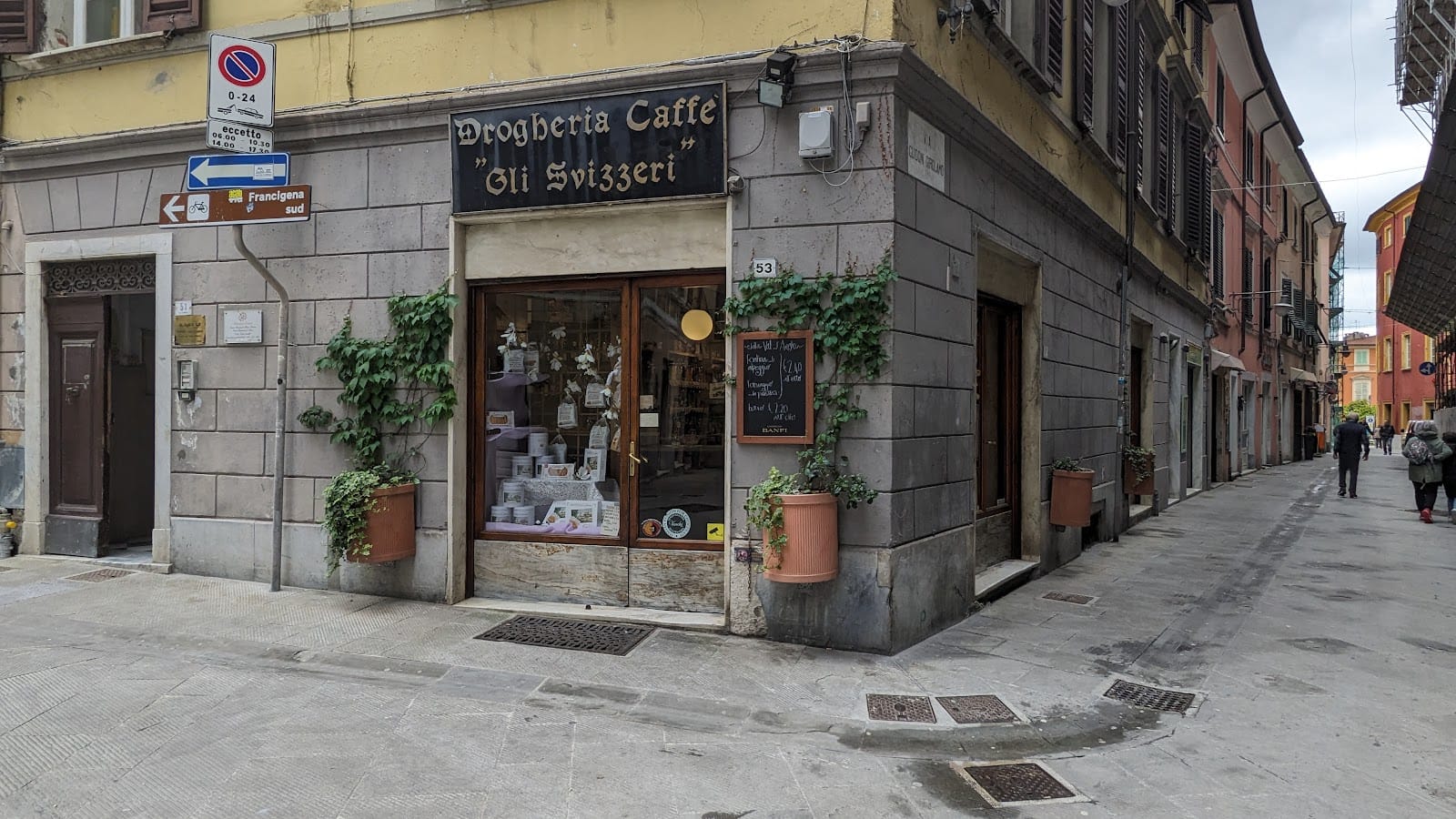 Drogheria Caffè "Gli Svizzeri"