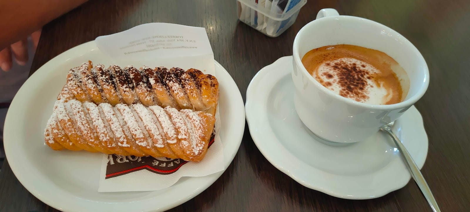 La Mimosa Cafe' Di Erika Raglianti